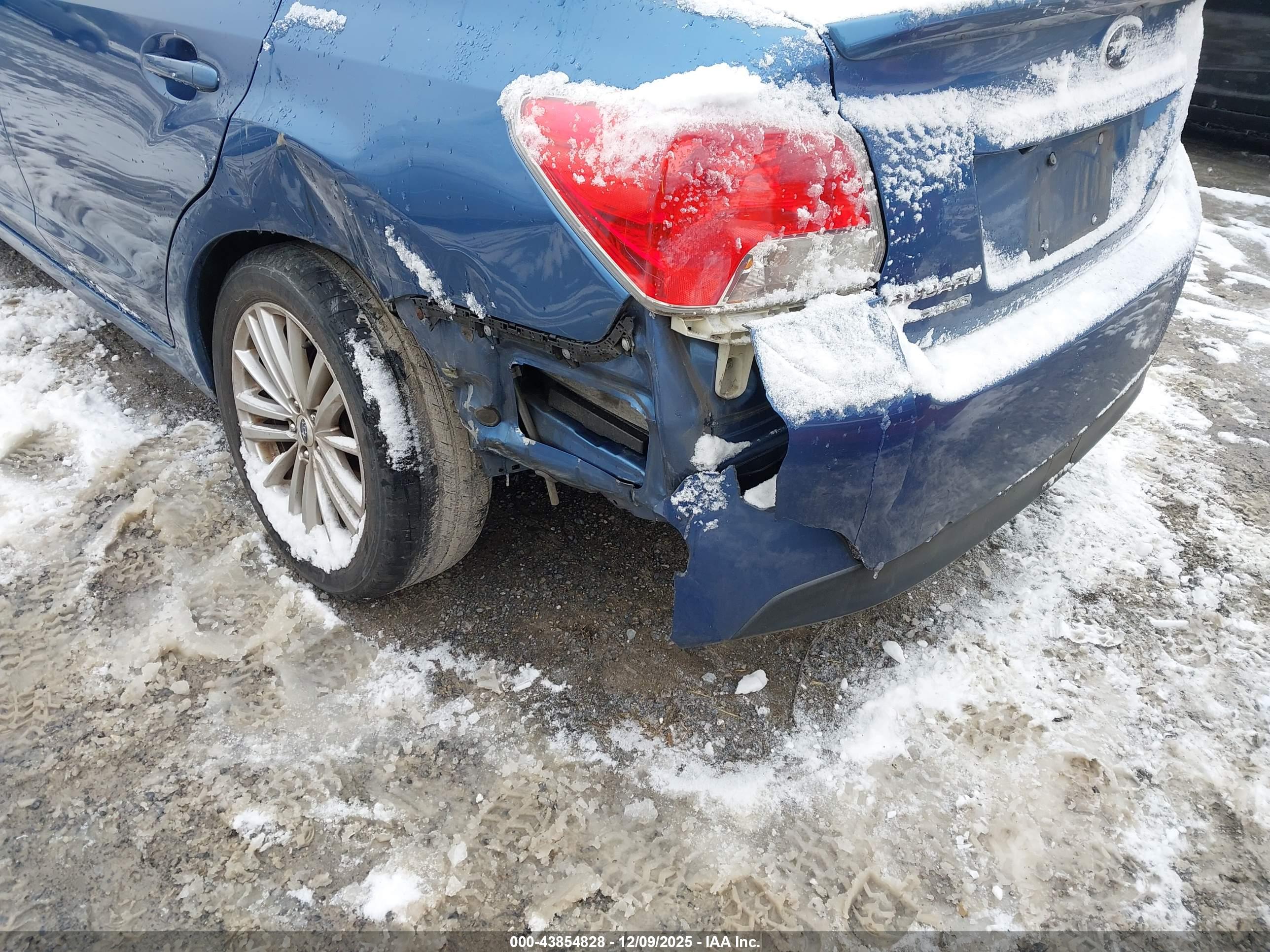 SUBARU IMPREZA image 6