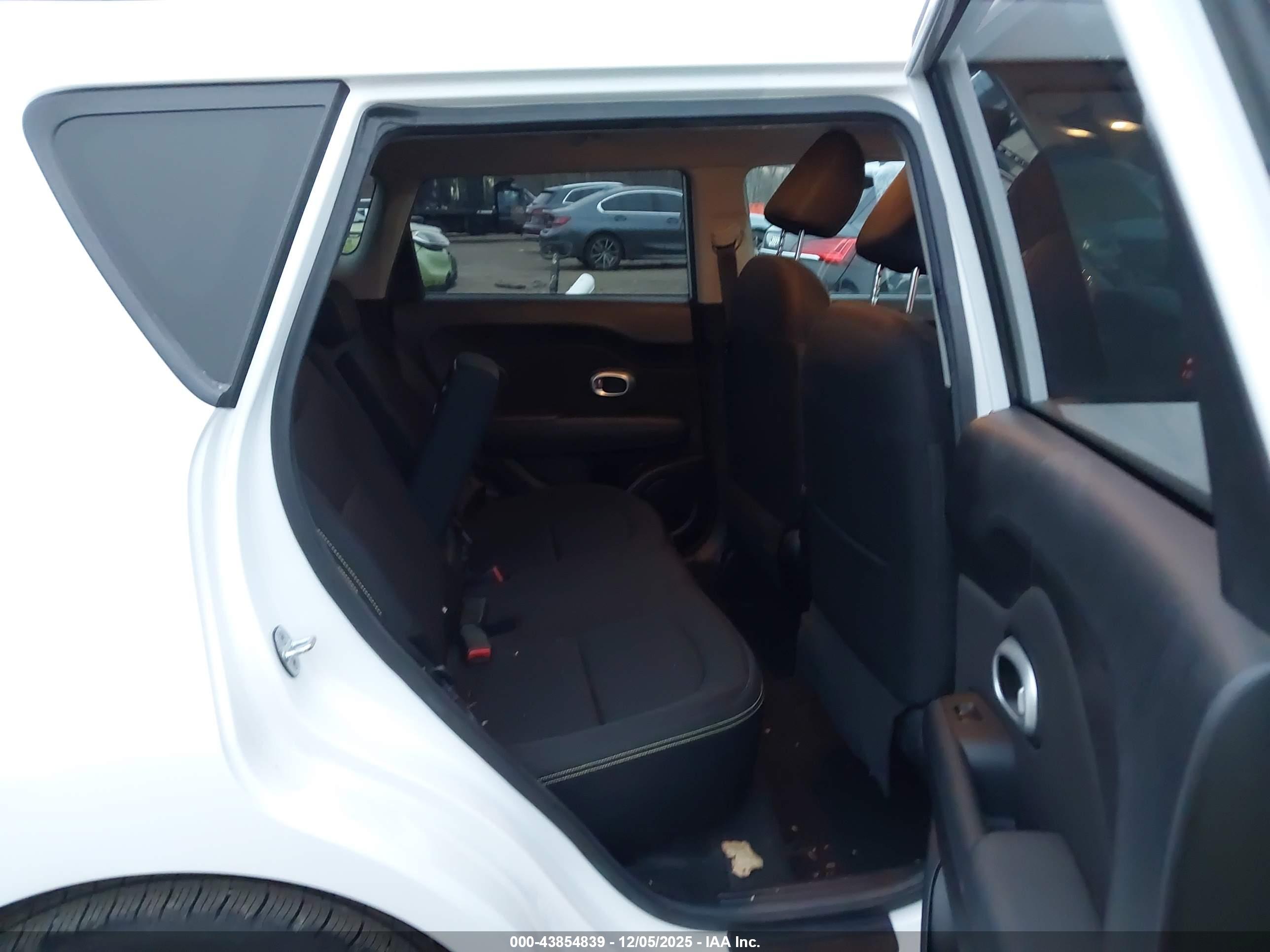 KIA SOUL image 8