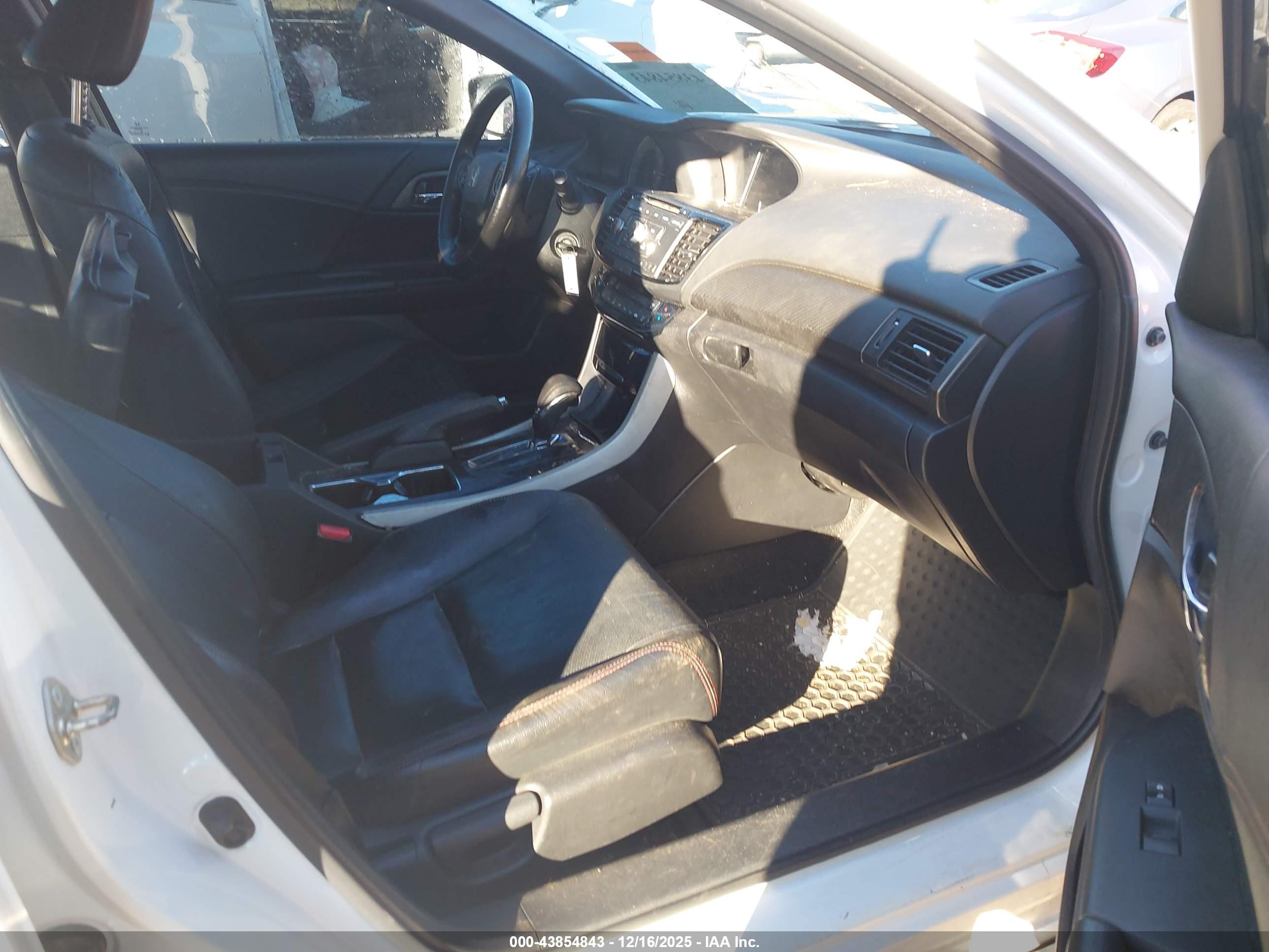 HONDA ACCORD image 5