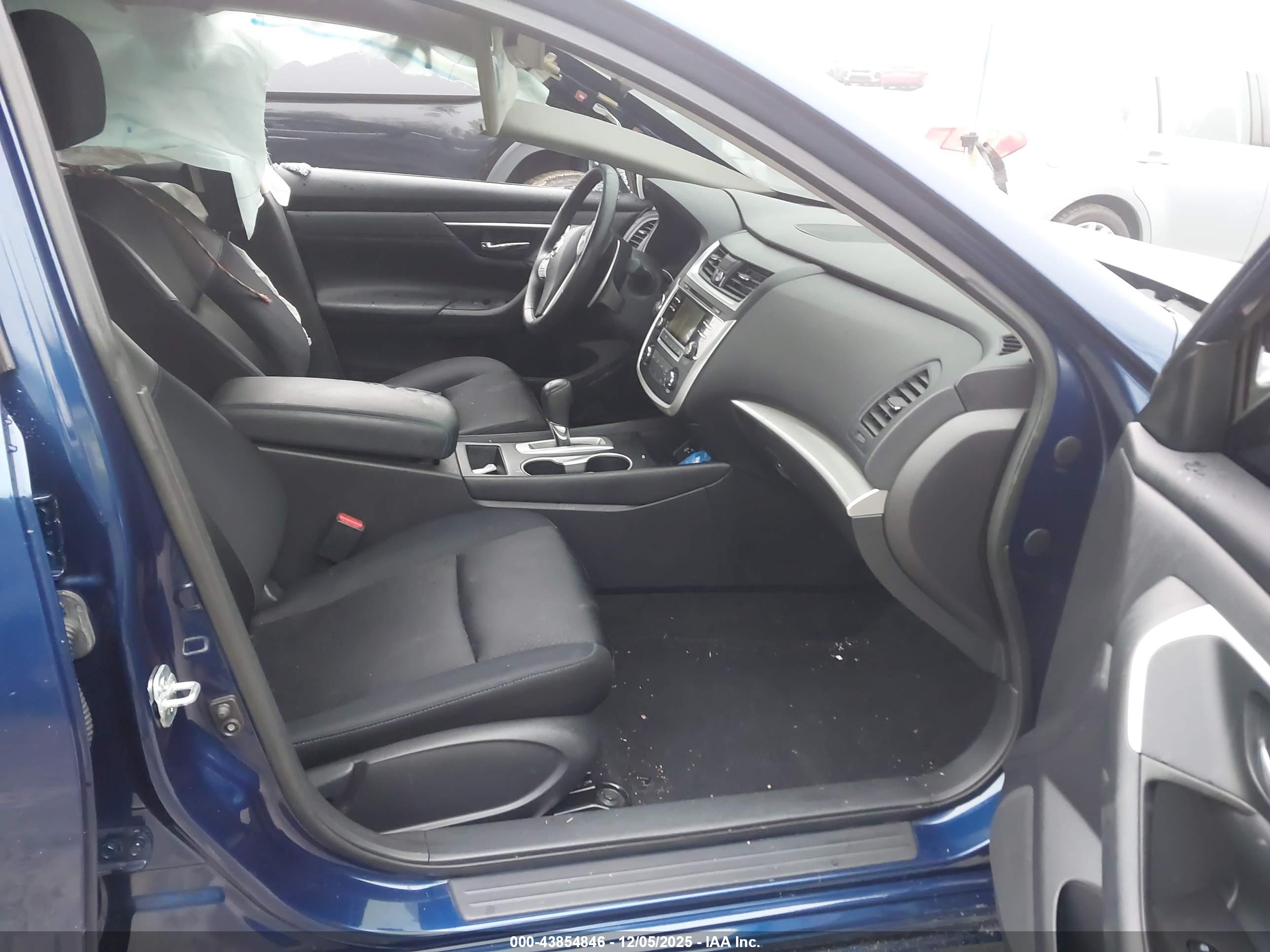 NISSAN ALTIMA image 5