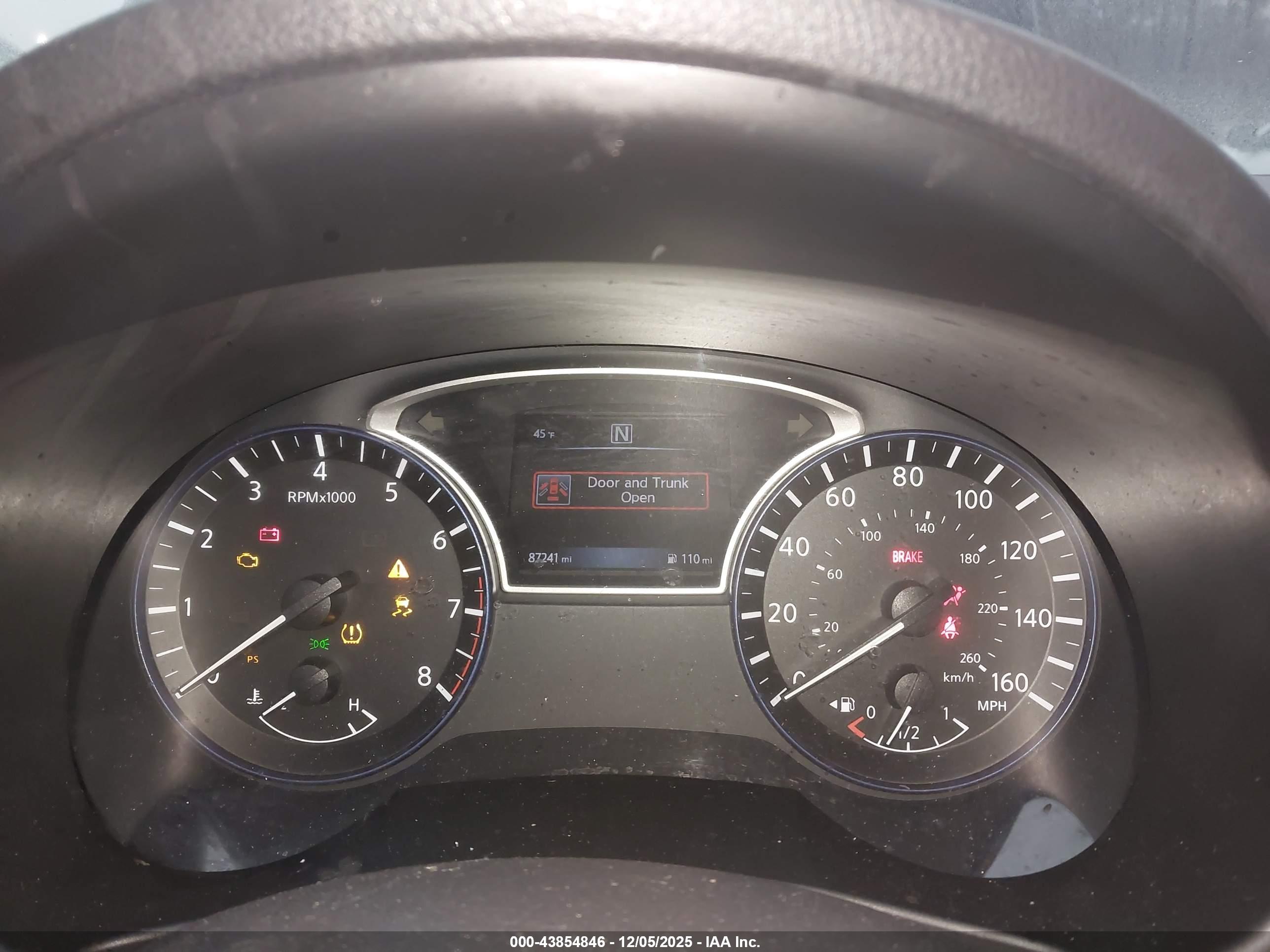 NISSAN ALTIMA image 7