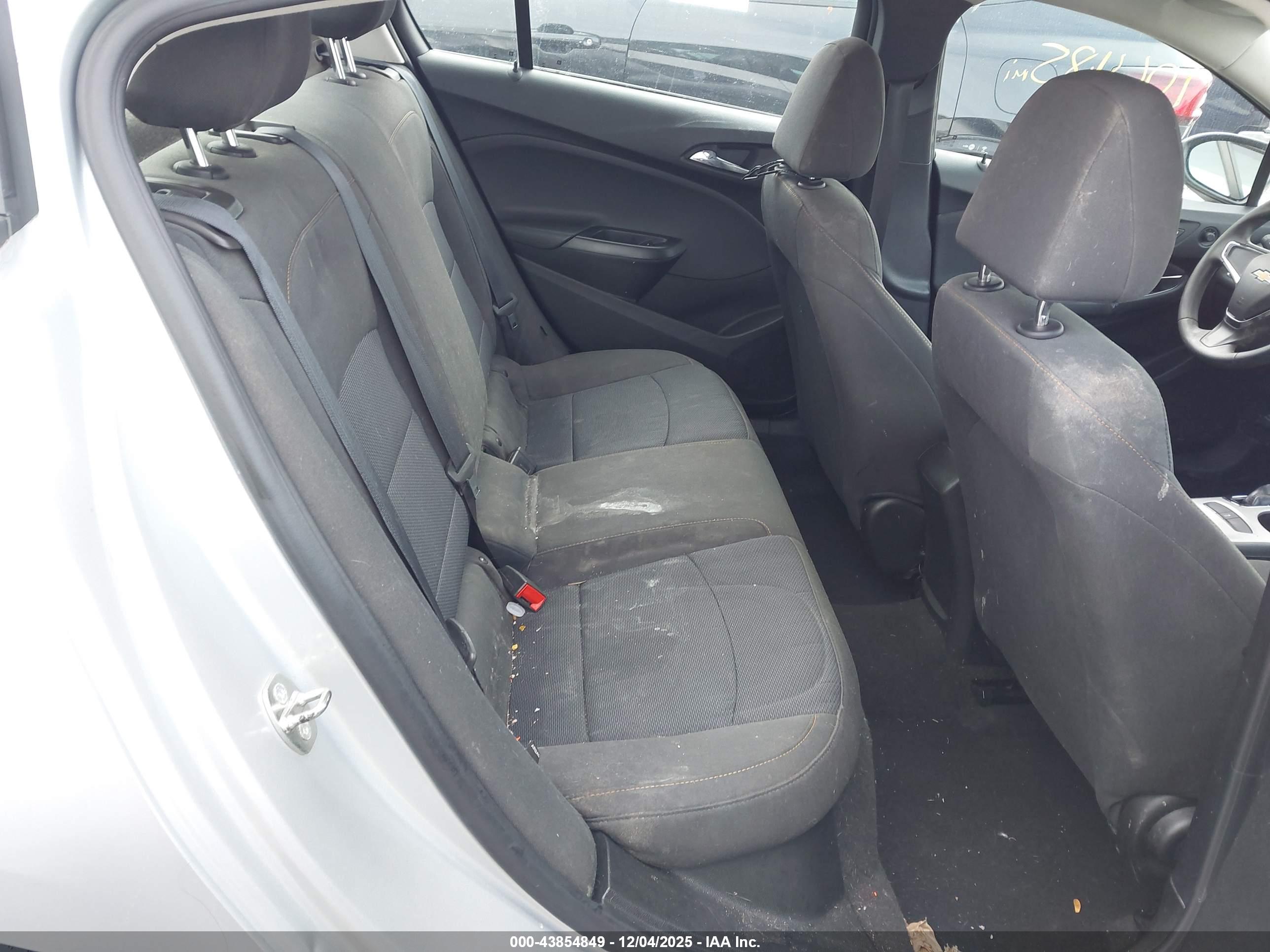 CHEVROLET CRUZE image 8