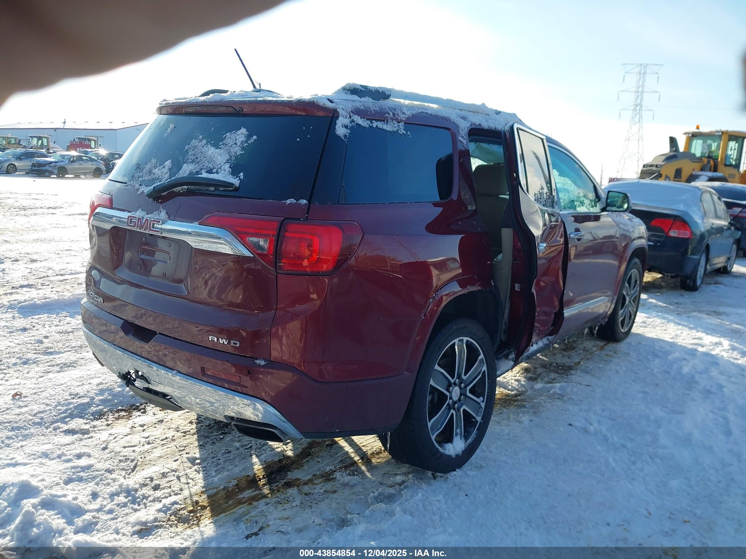 GMC ACADIA image 4