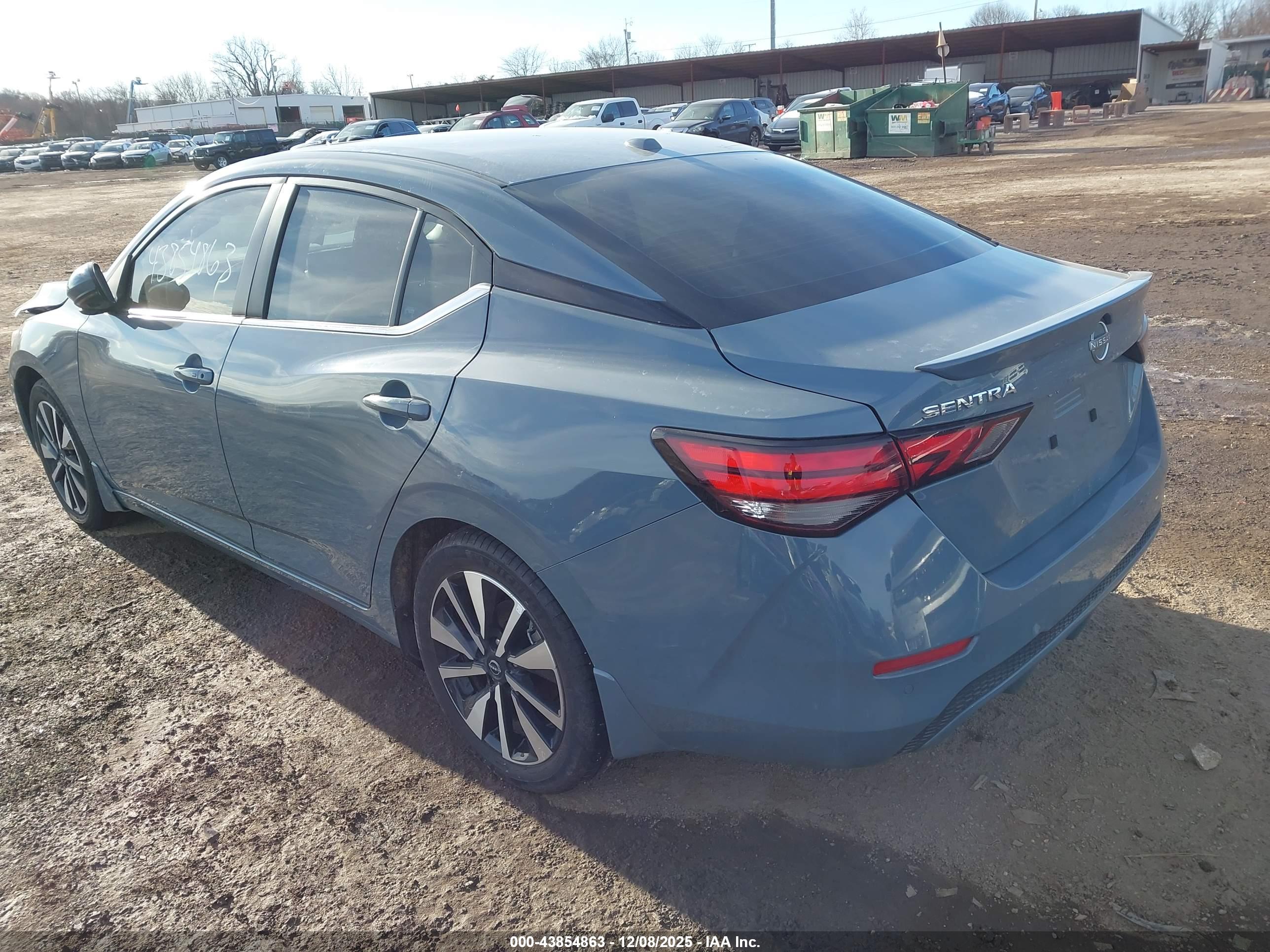 NISSAN SENTRA image 3