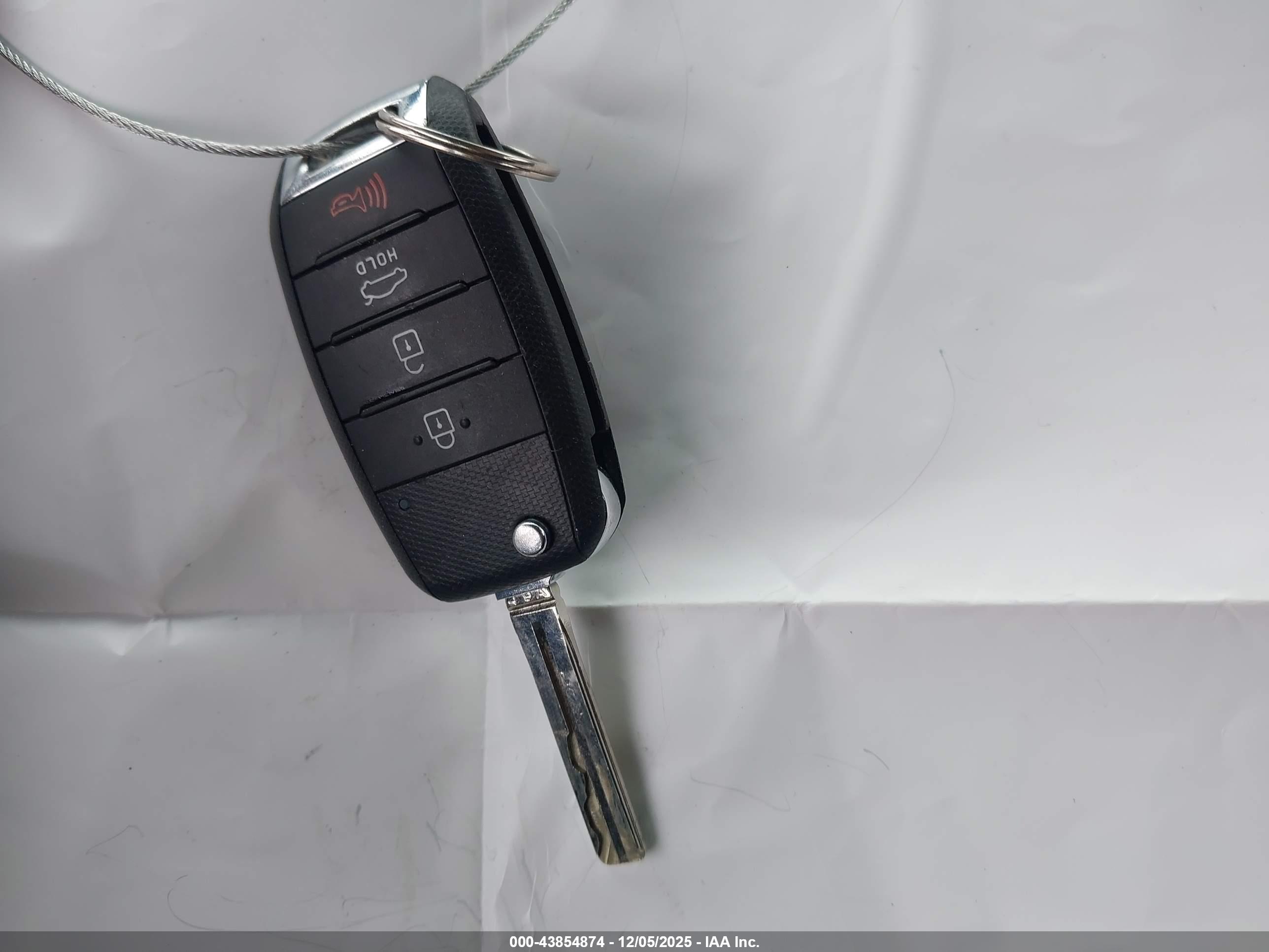KIA RIO image 11