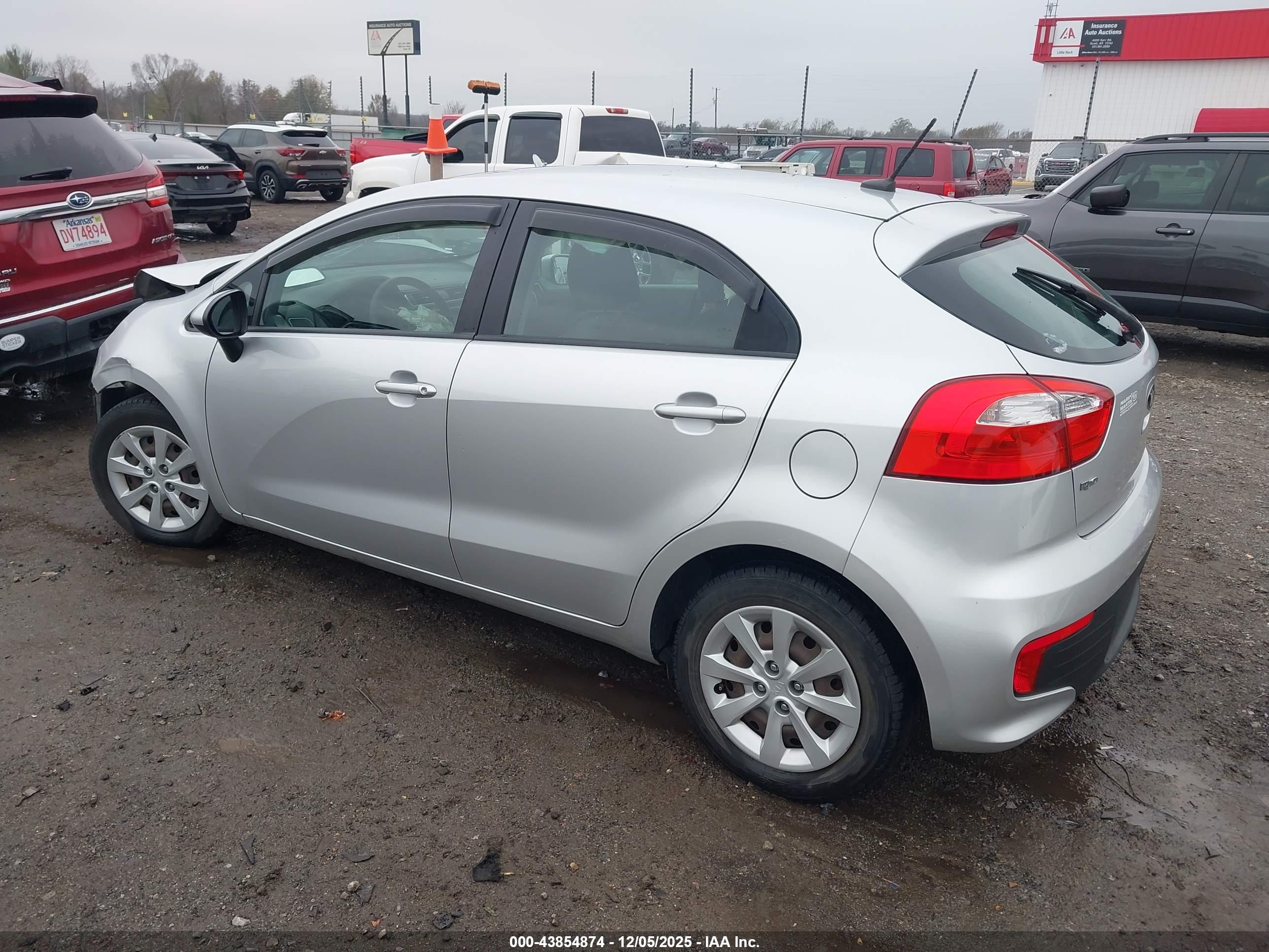 KIA RIO image 3