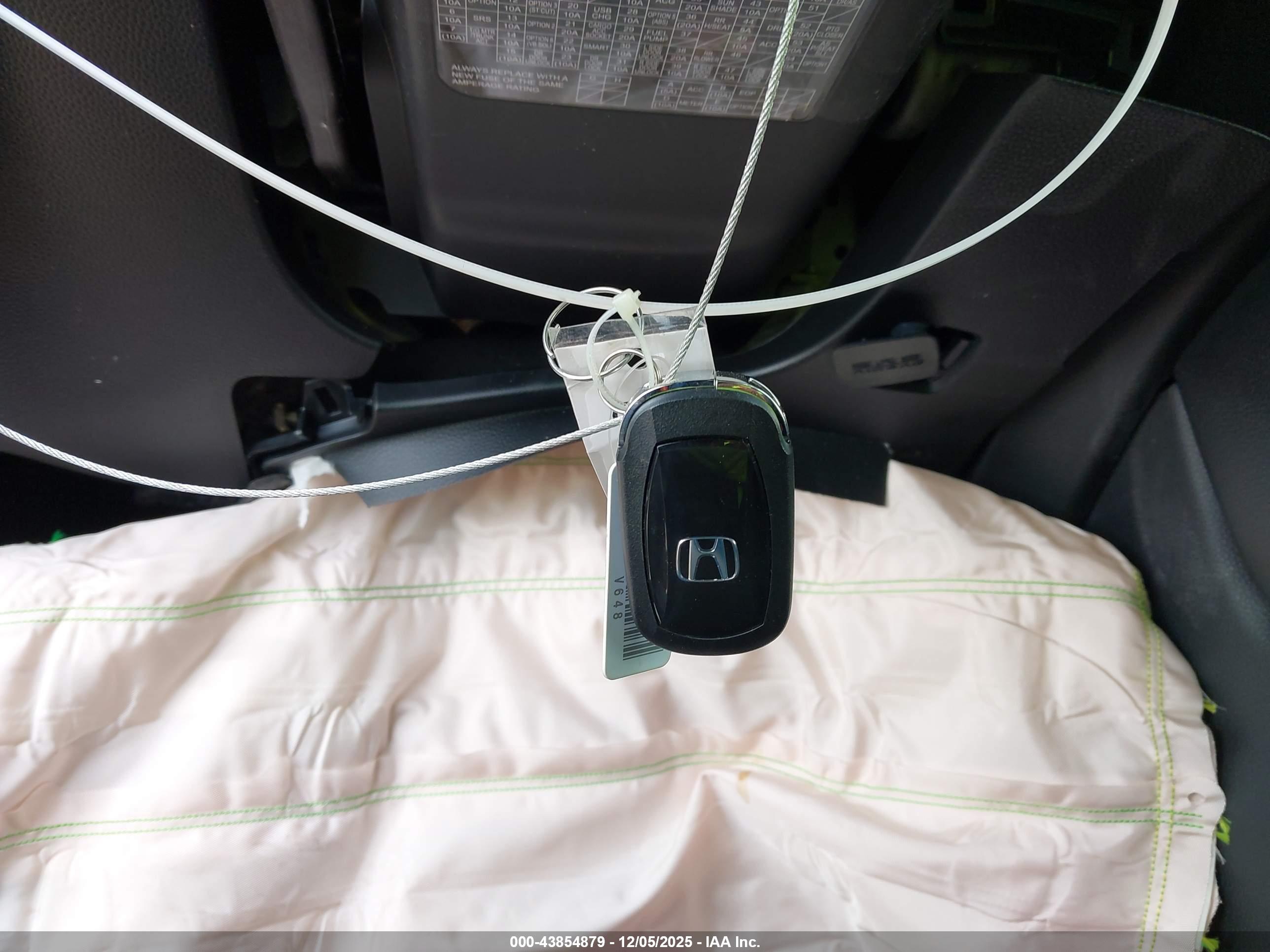 HONDA CR-V image 11