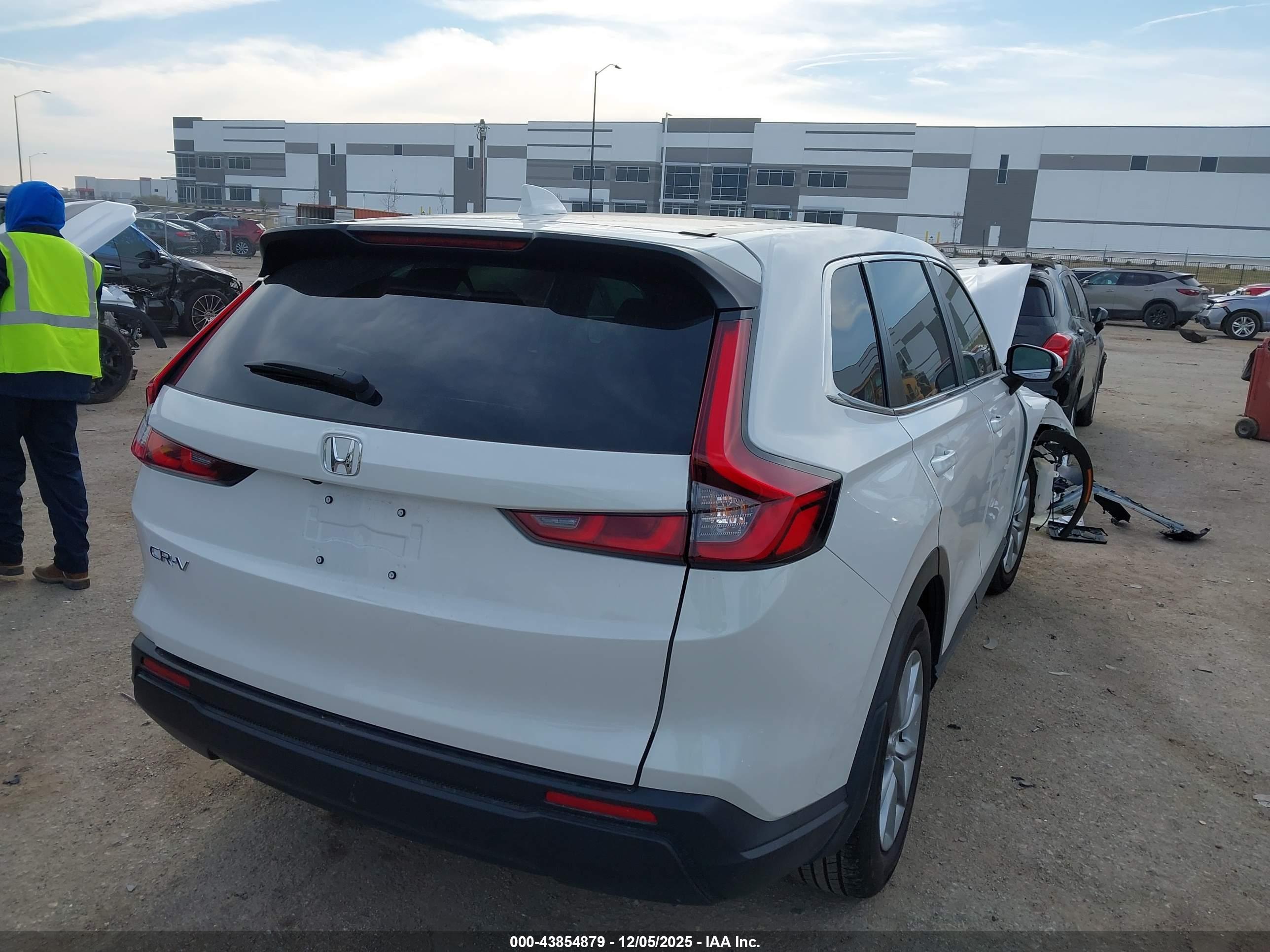 HONDA CR-V image 4