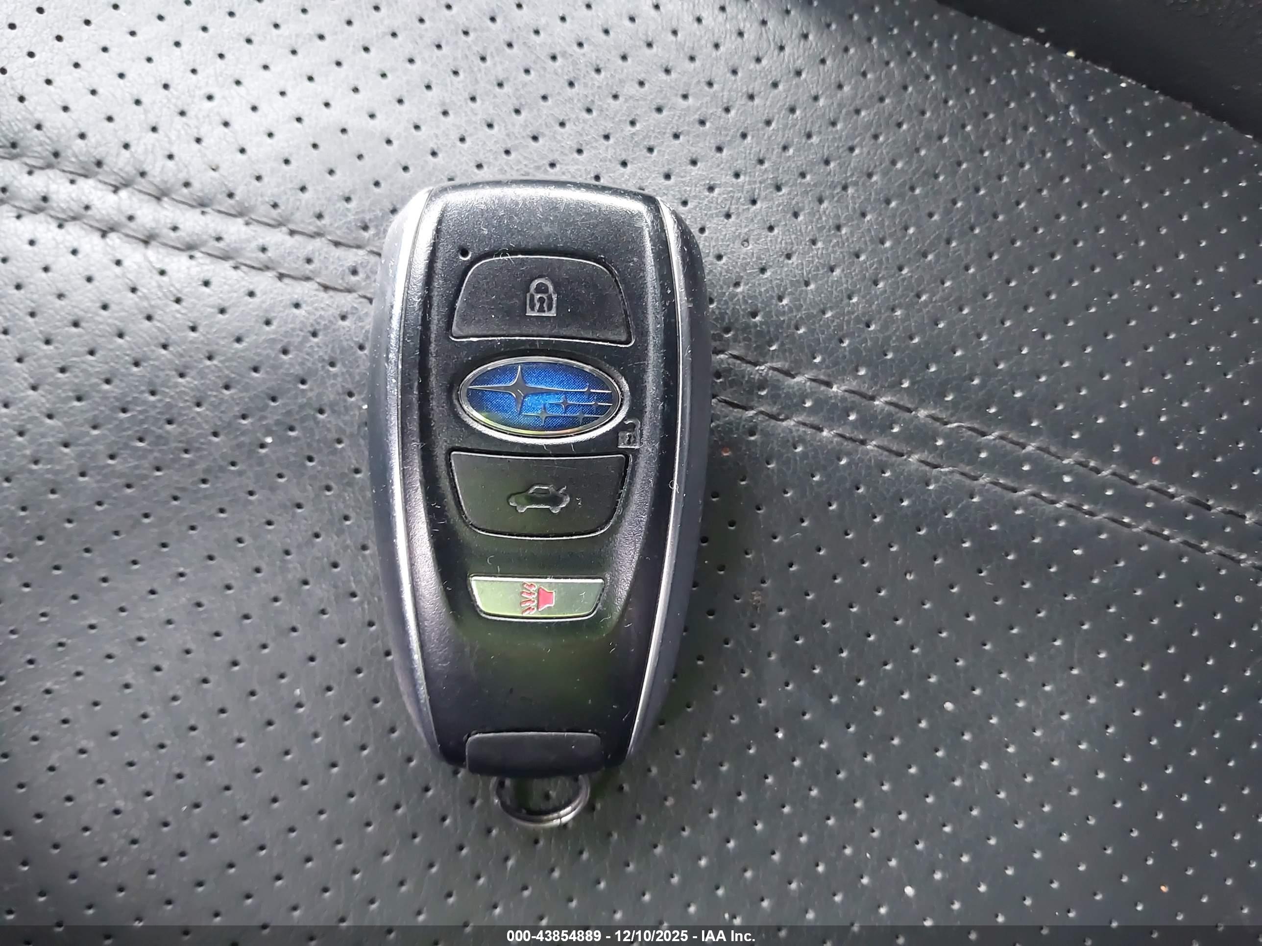 SUBARU FORESTER image 11