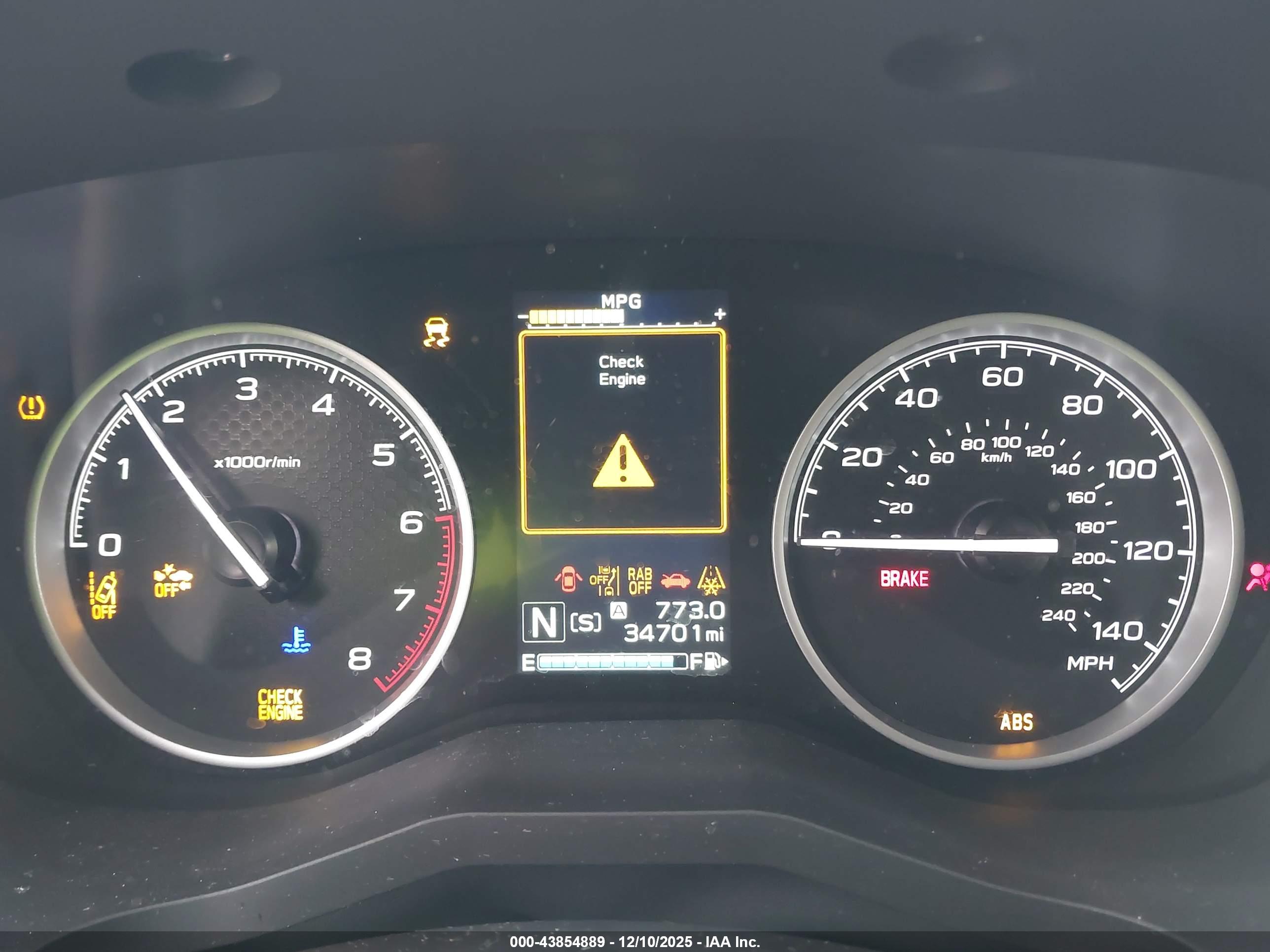SUBARU FORESTER image 7