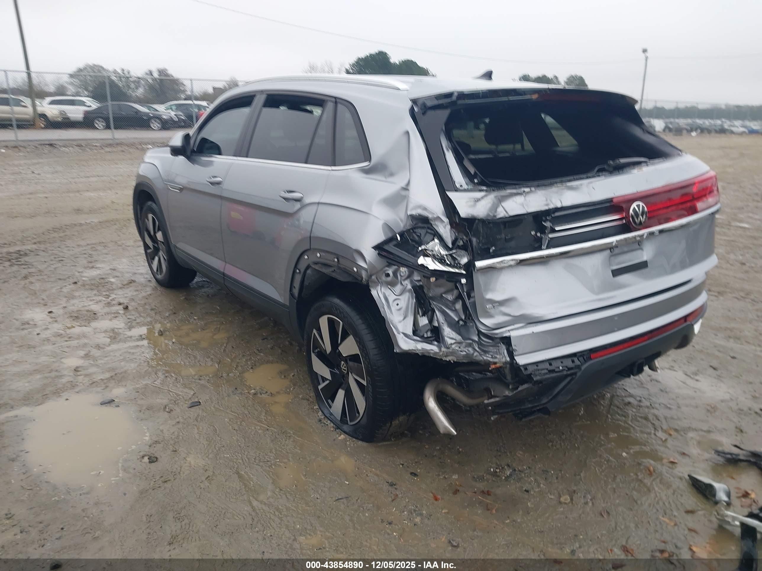 VOLKSWAGEN ATLAS image 3