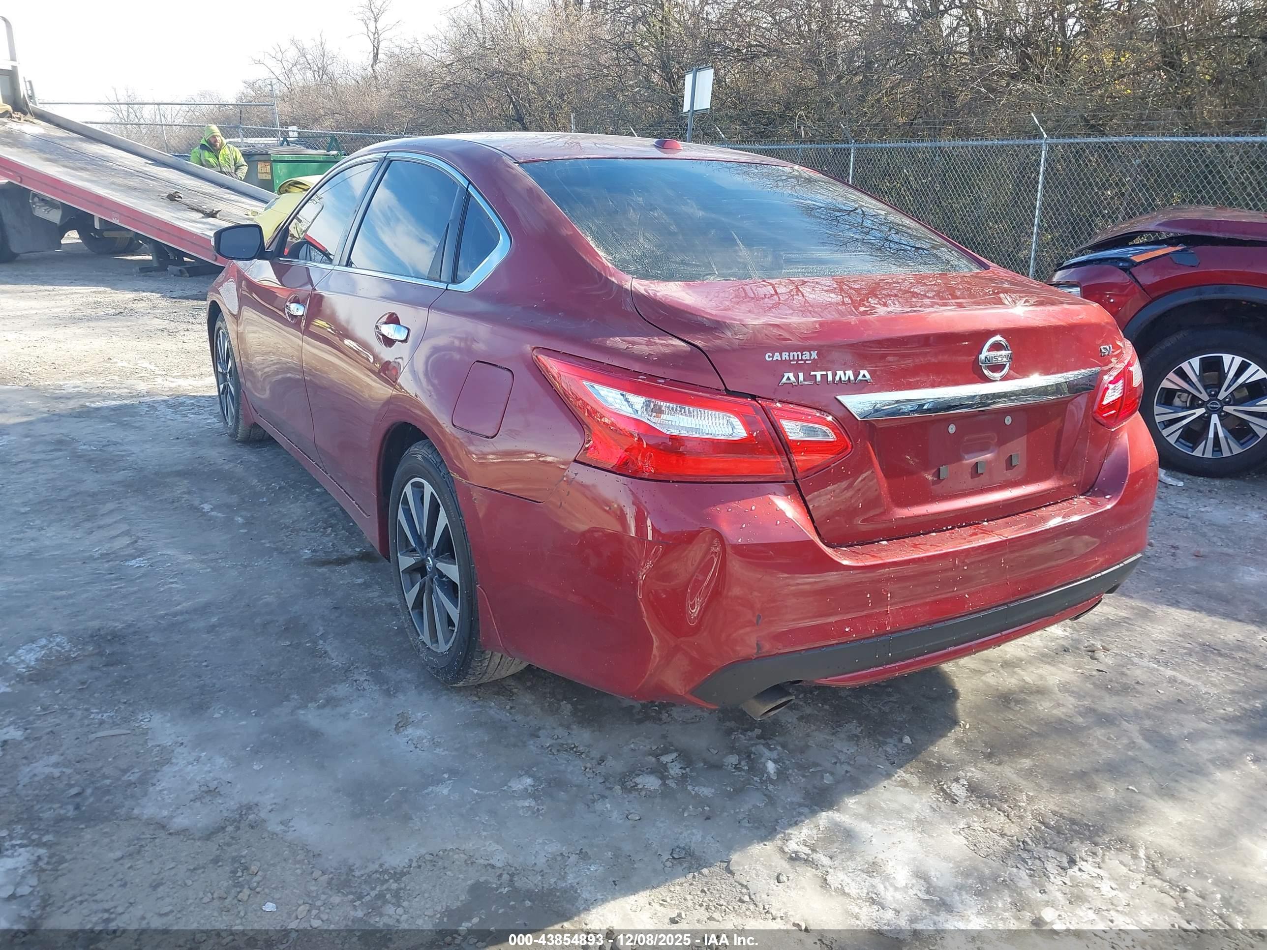 NISSAN ALTIMA image 3