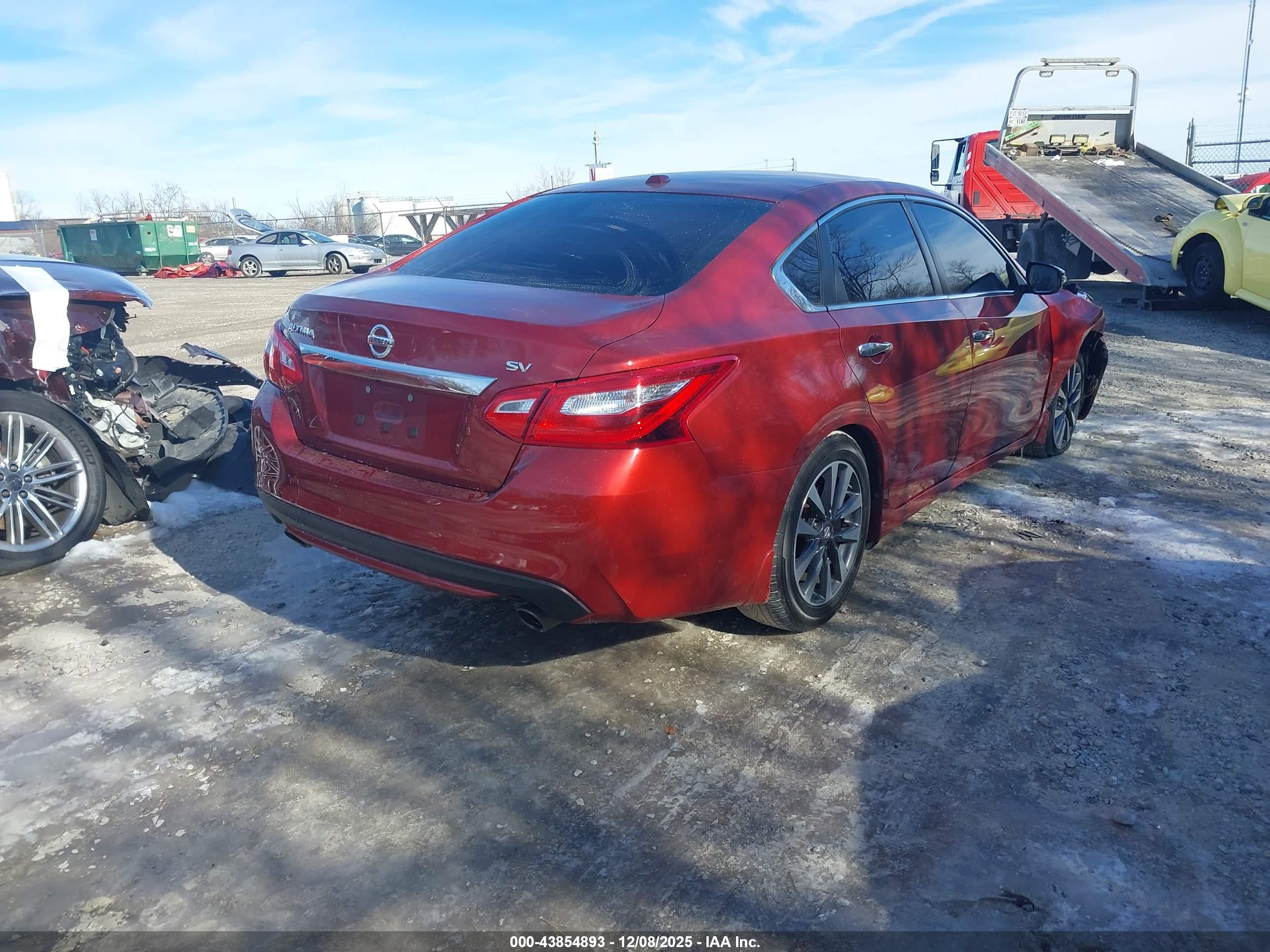NISSAN ALTIMA image 4