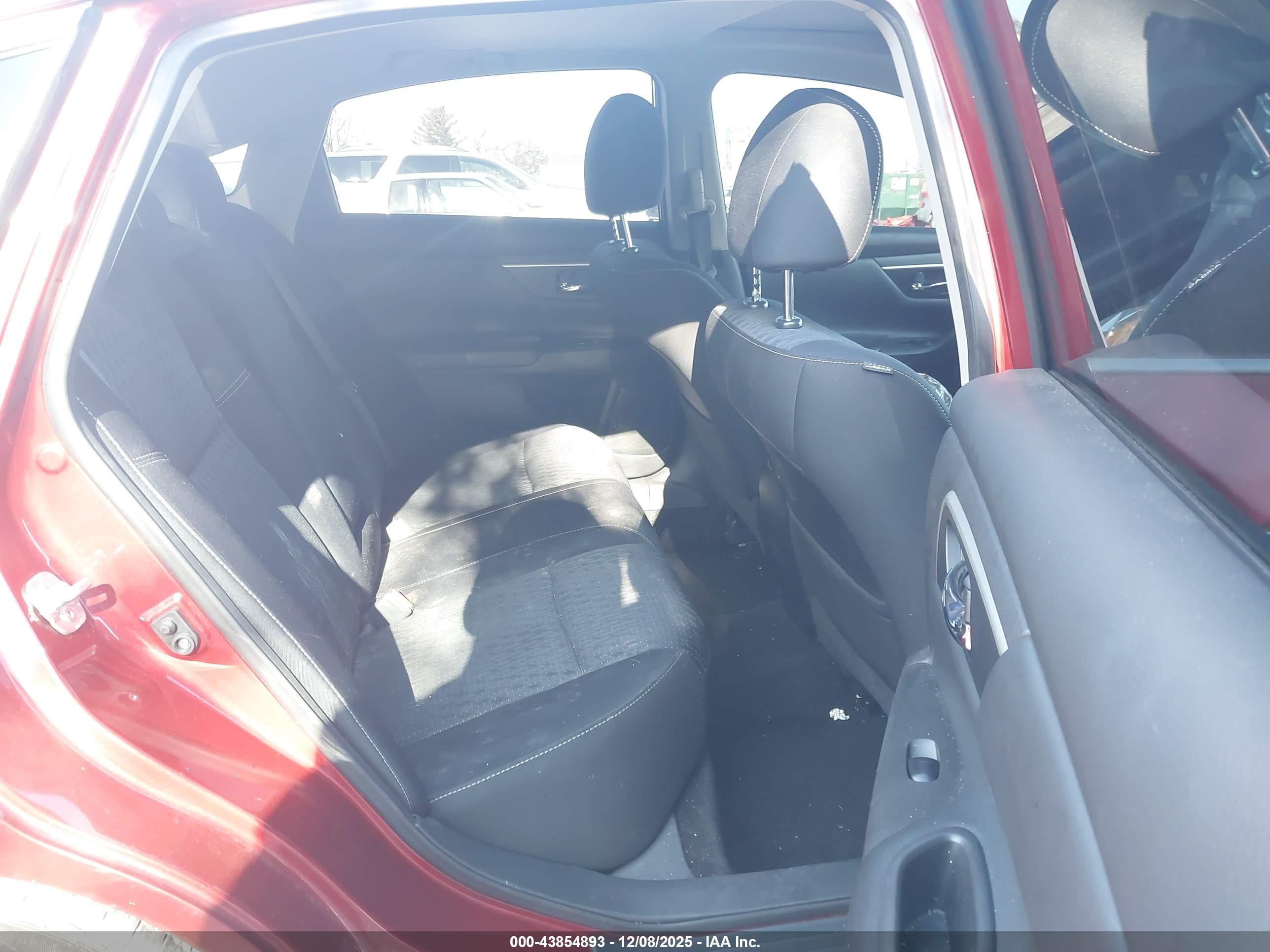 NISSAN ALTIMA image 8