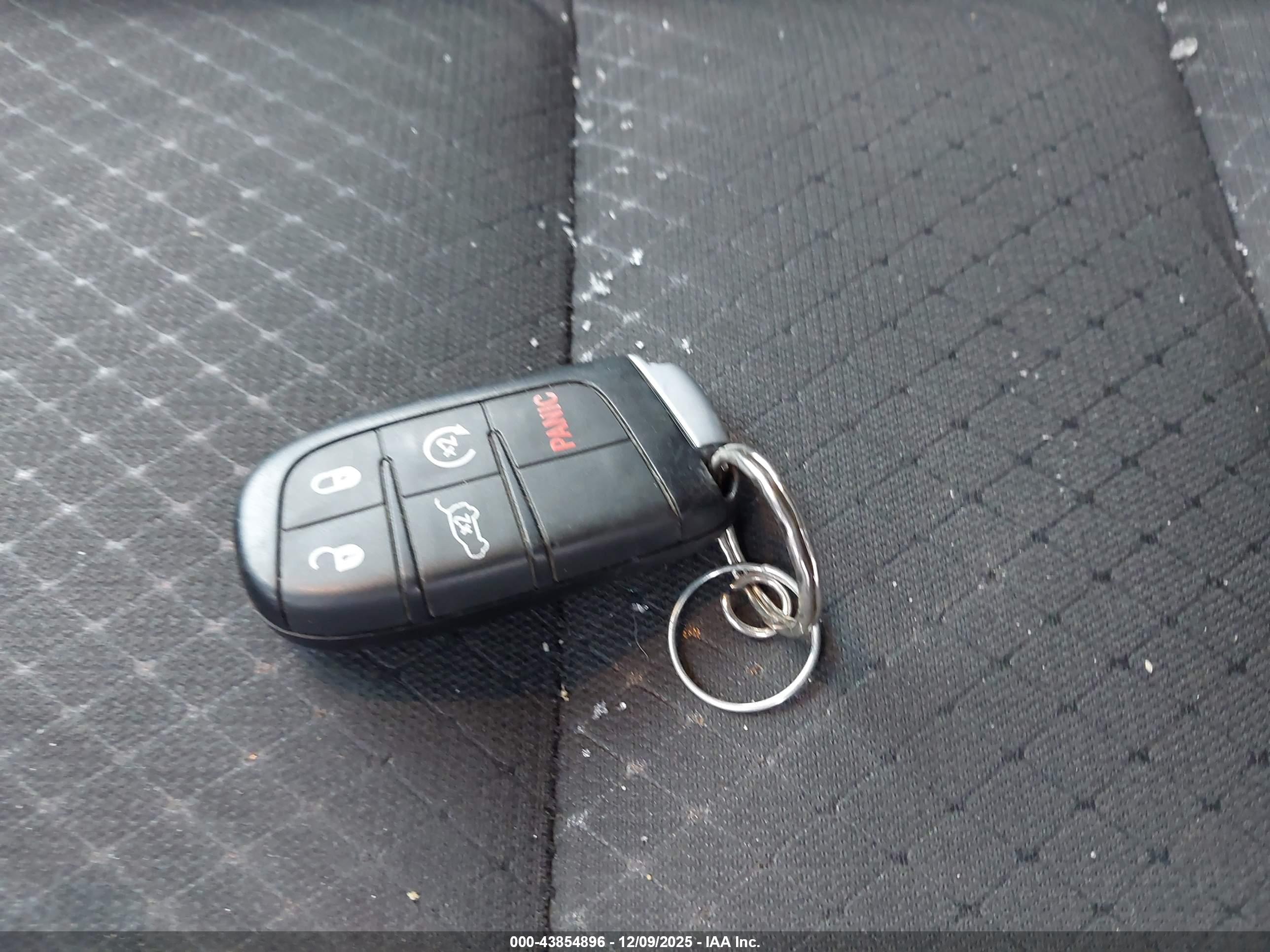 JEEP GRAND image 11