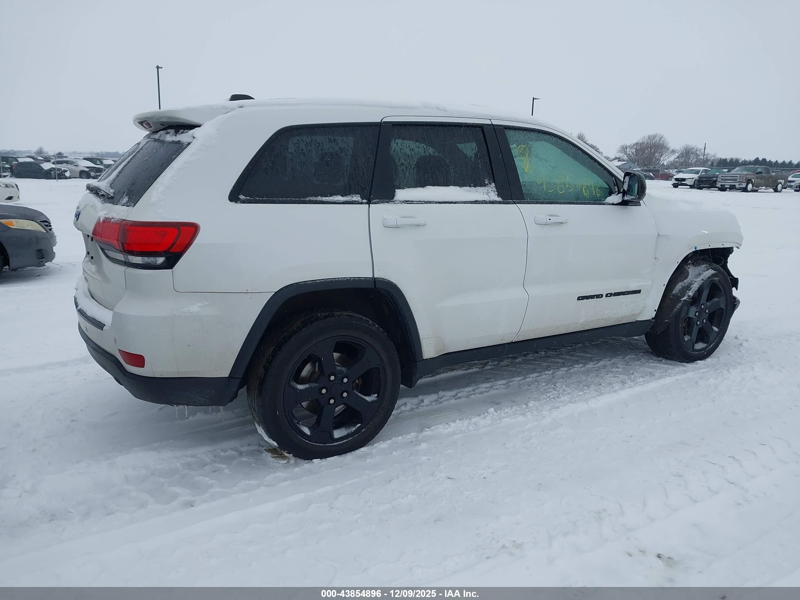 JEEP GRAND image 4