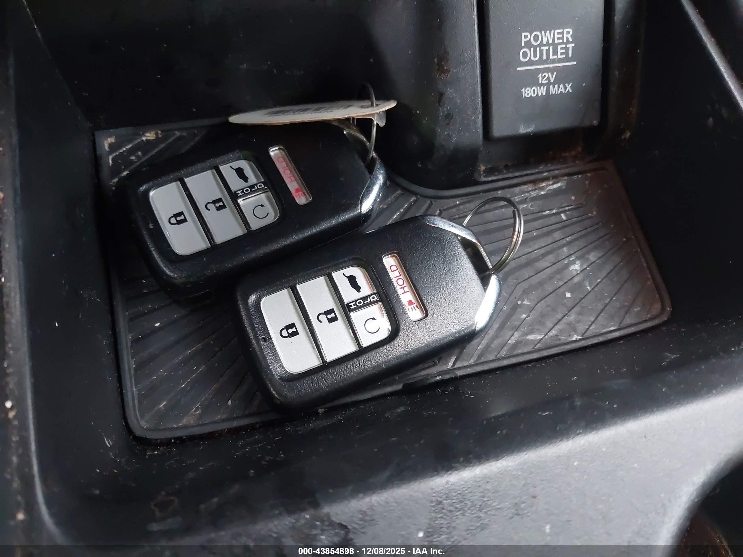 HONDA CR-V image 11