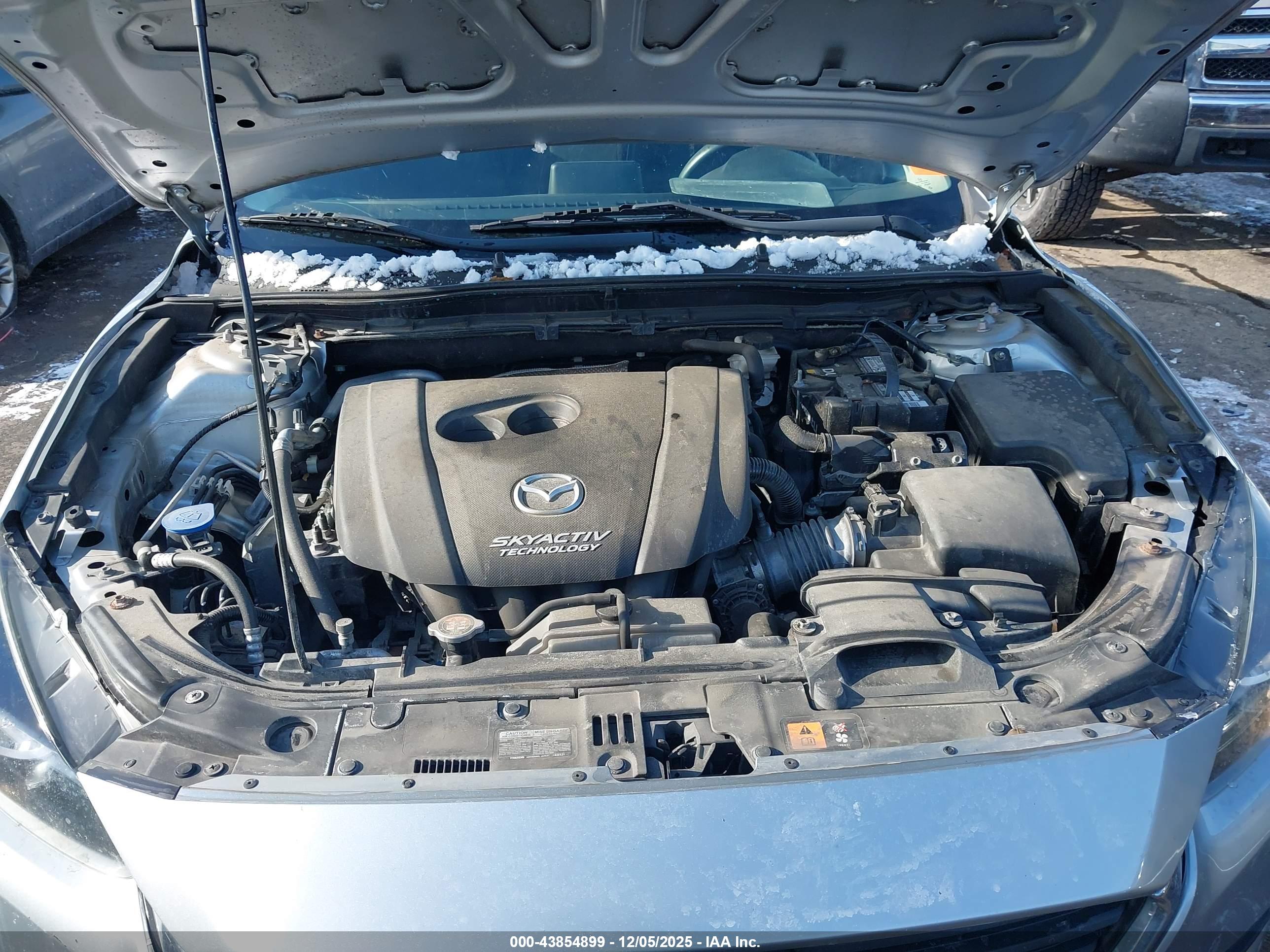 MAZDA MAZDA3 image 10