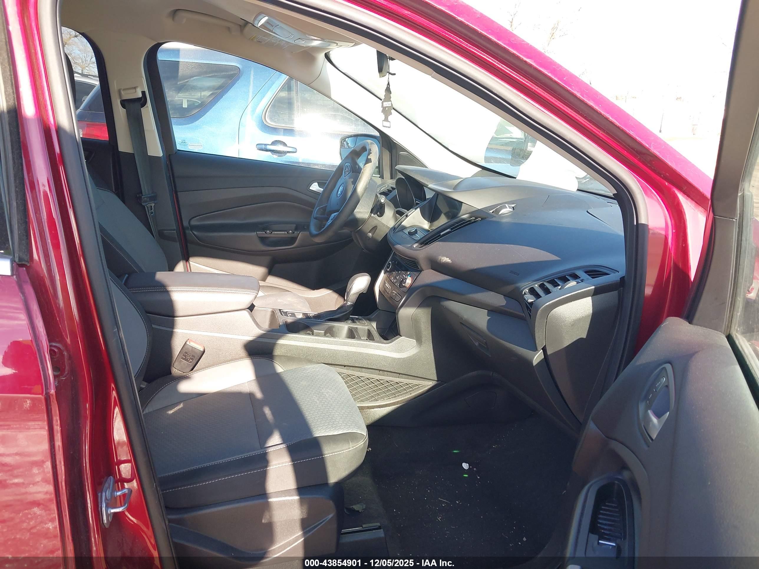 FORD ESCAPE image 5