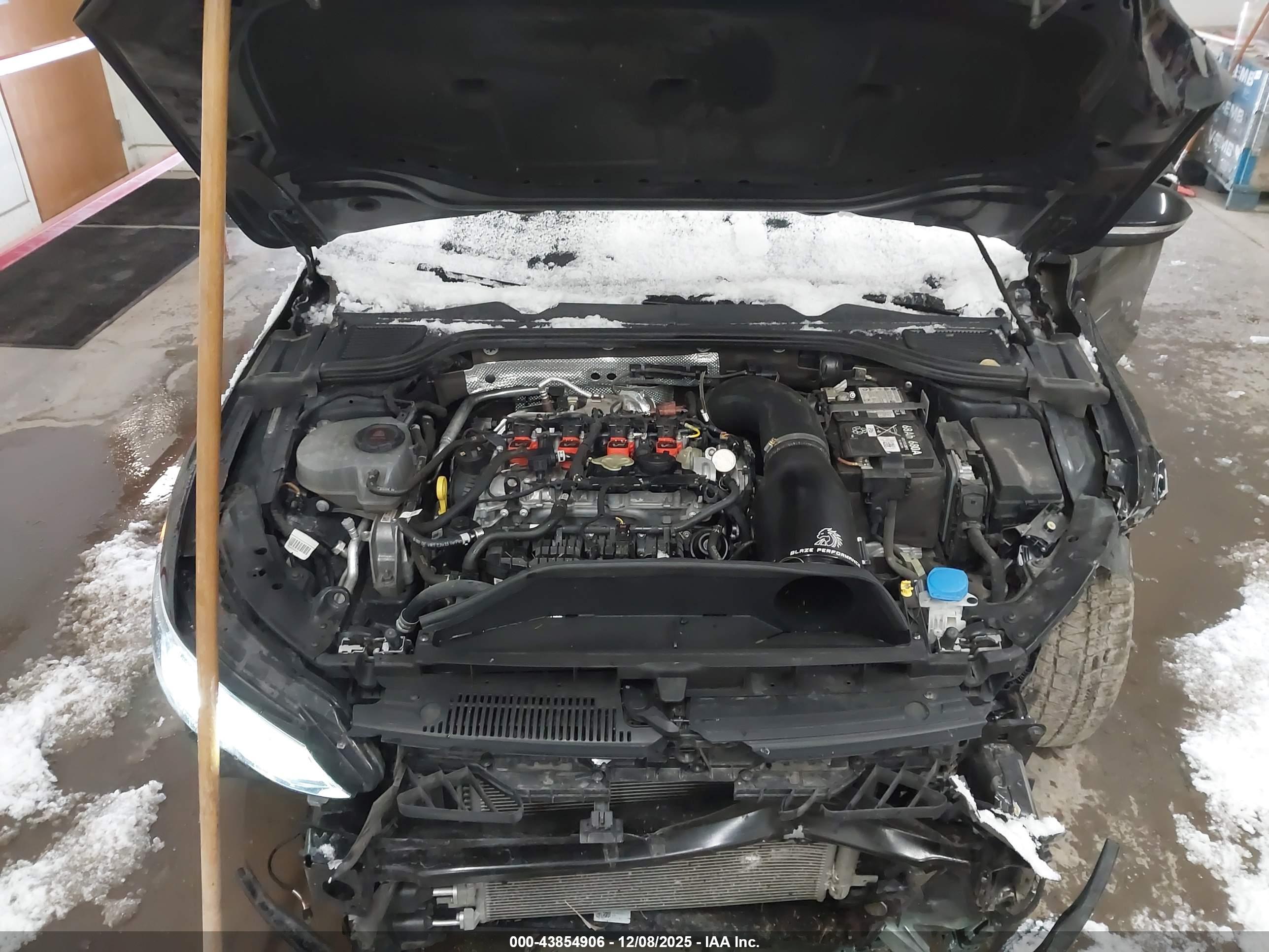 VOLKSWAGEN GOLF image 10