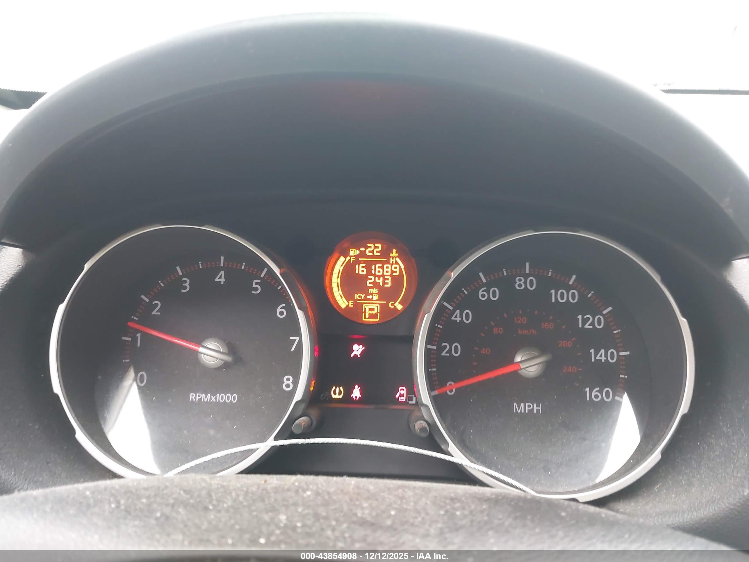 NISSAN ROGUE image 7