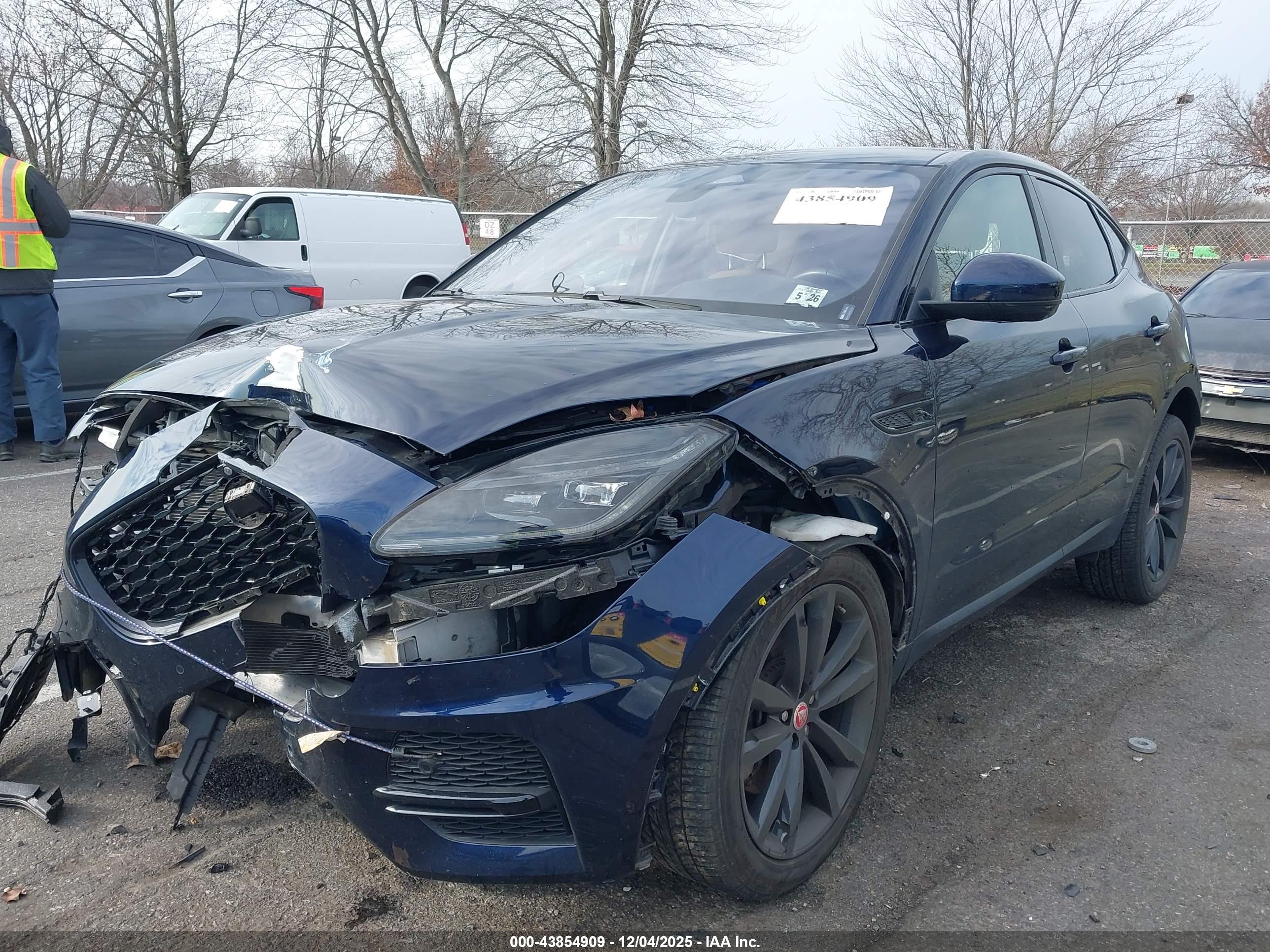 JAGUAR E-PACE image 2