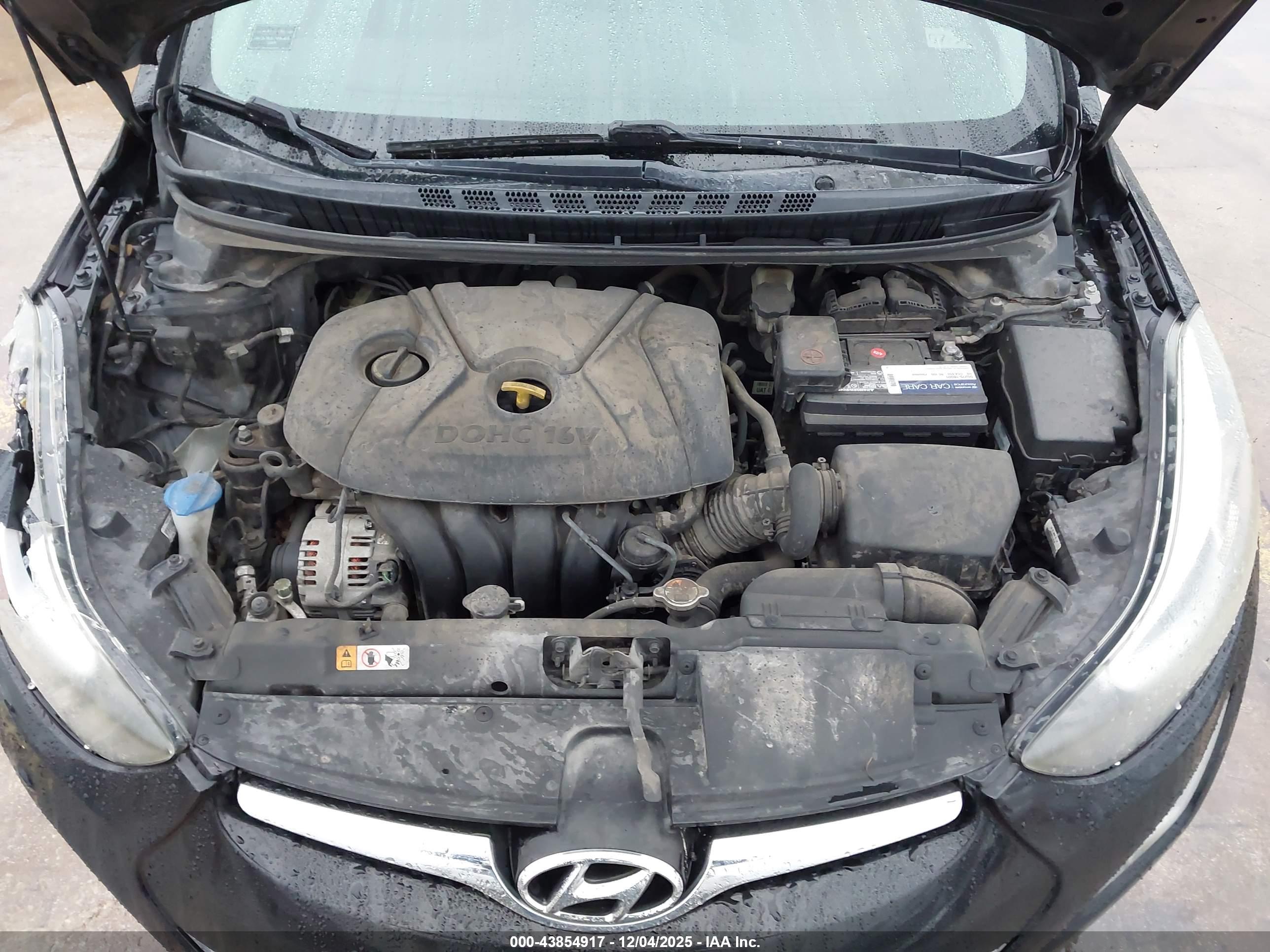 HYUNDAI ELANTRA image 10