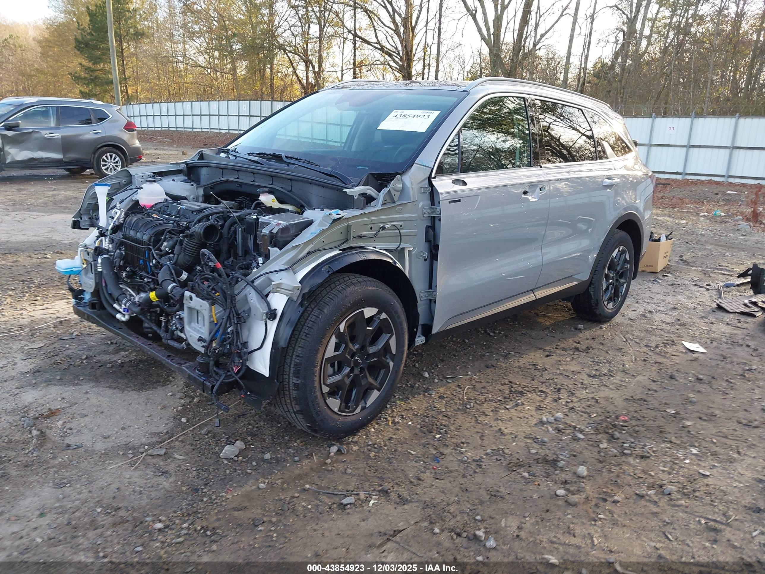 KIA SORENTO image 2