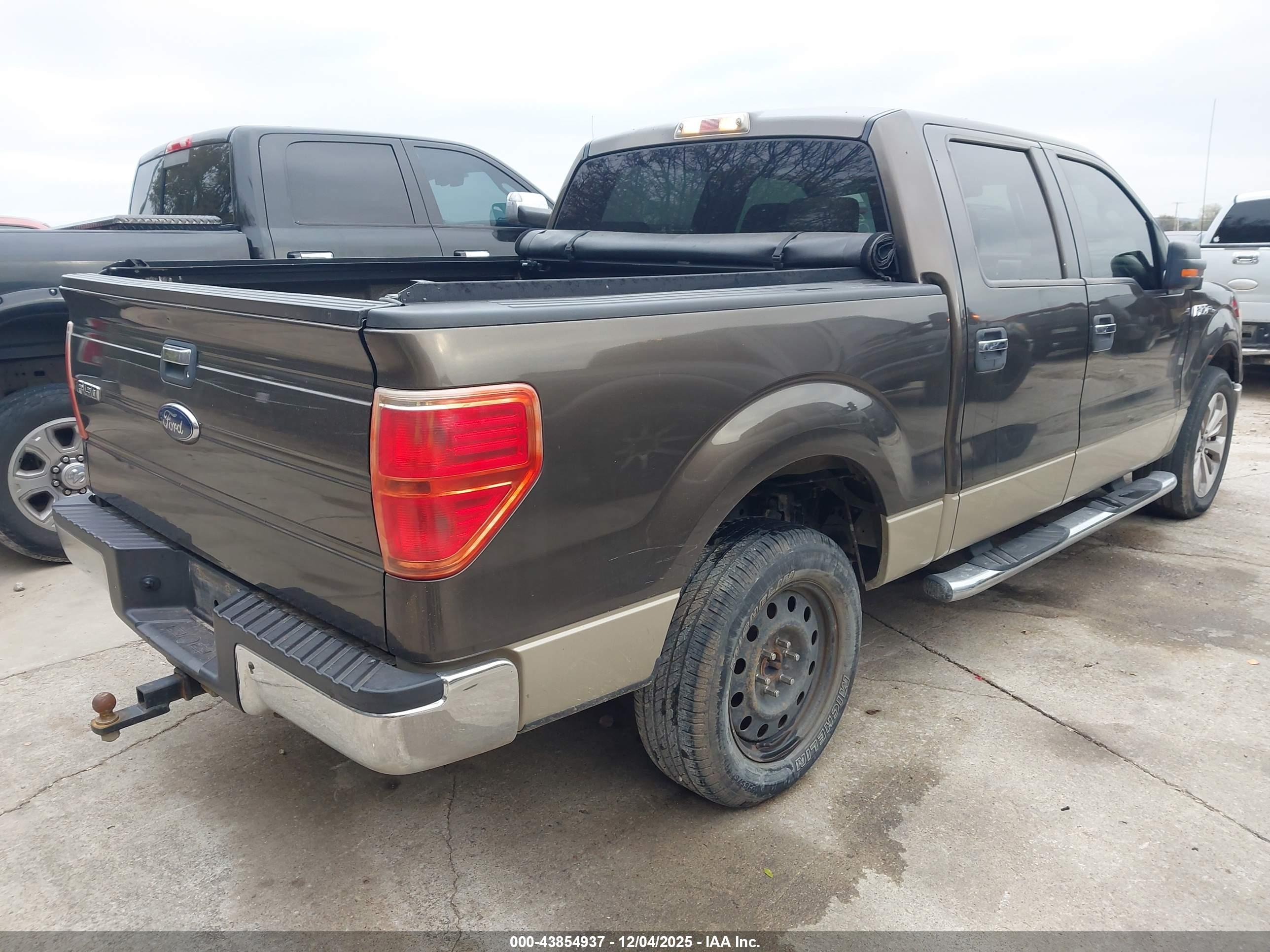 FORD F-150 image 4