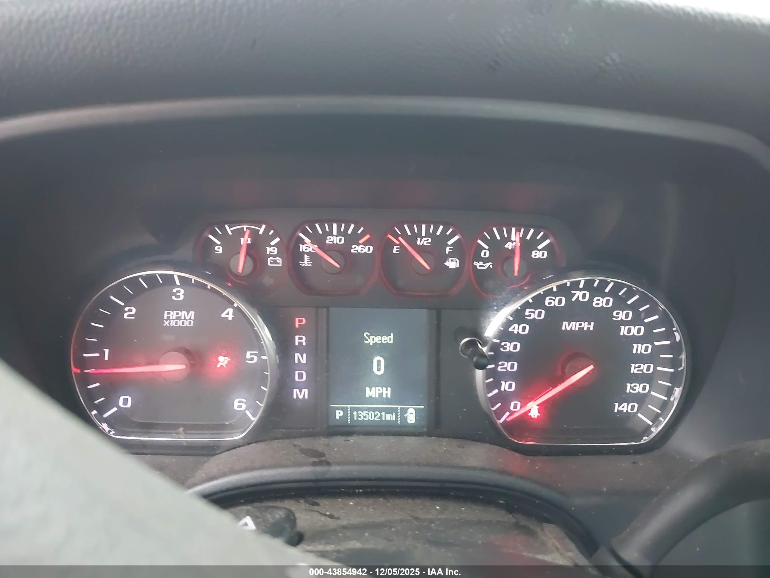 CHEVROLET SILVERADO image 7