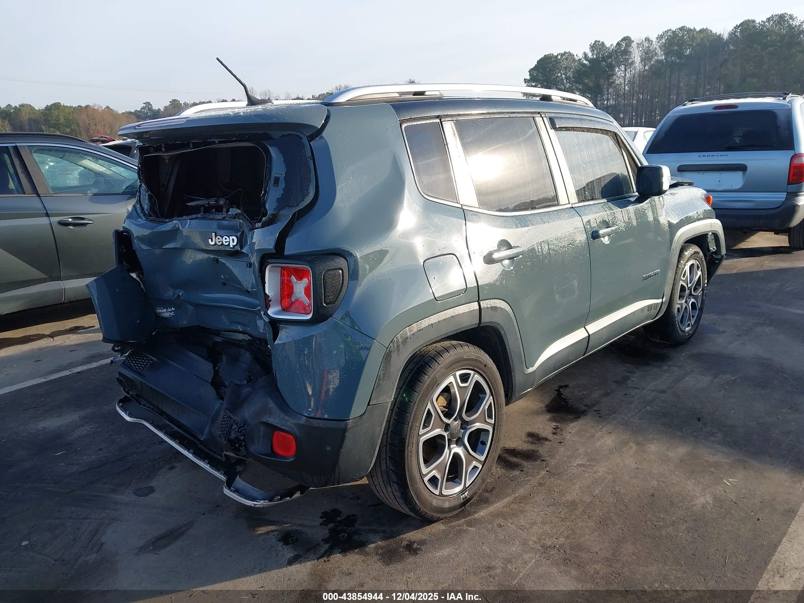 JEEP RENEGADE image 4
