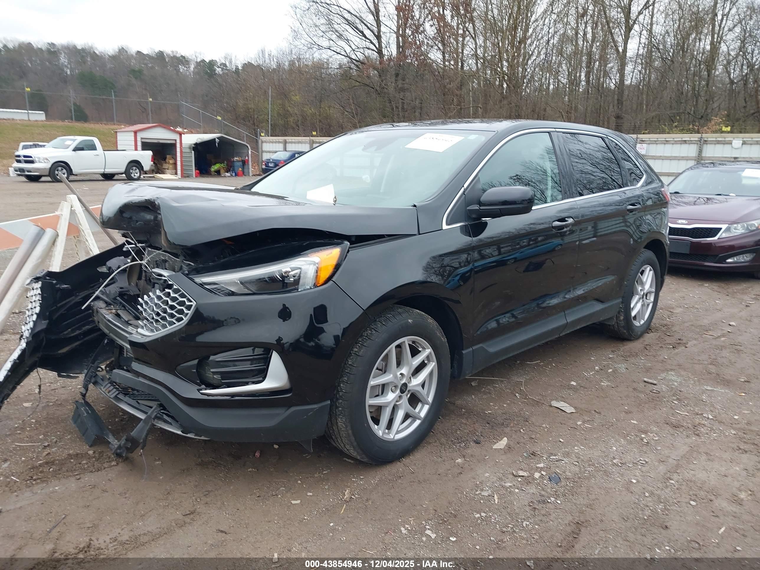FORD EDGE image 2