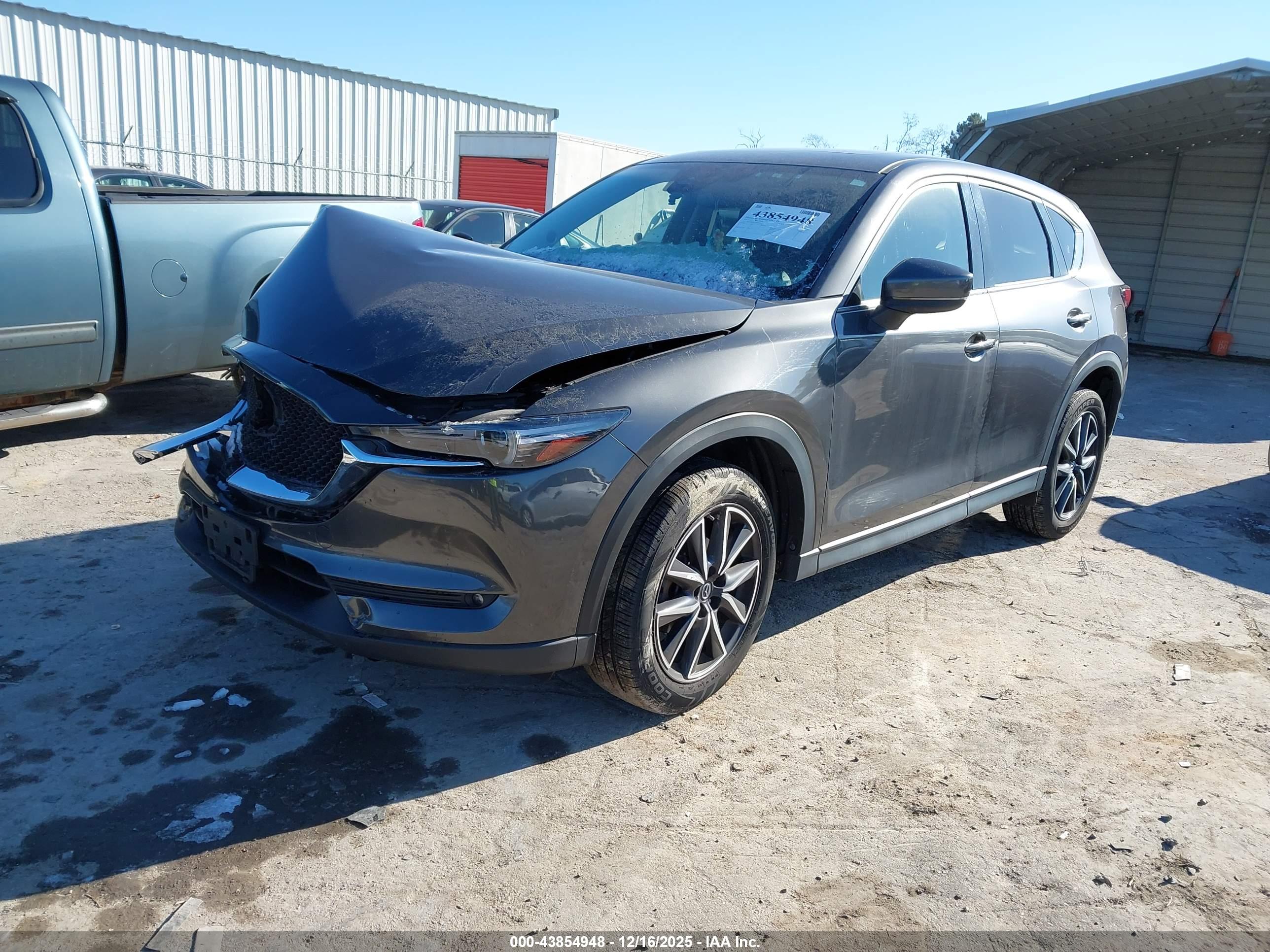 MAZDA CX-5 image 2