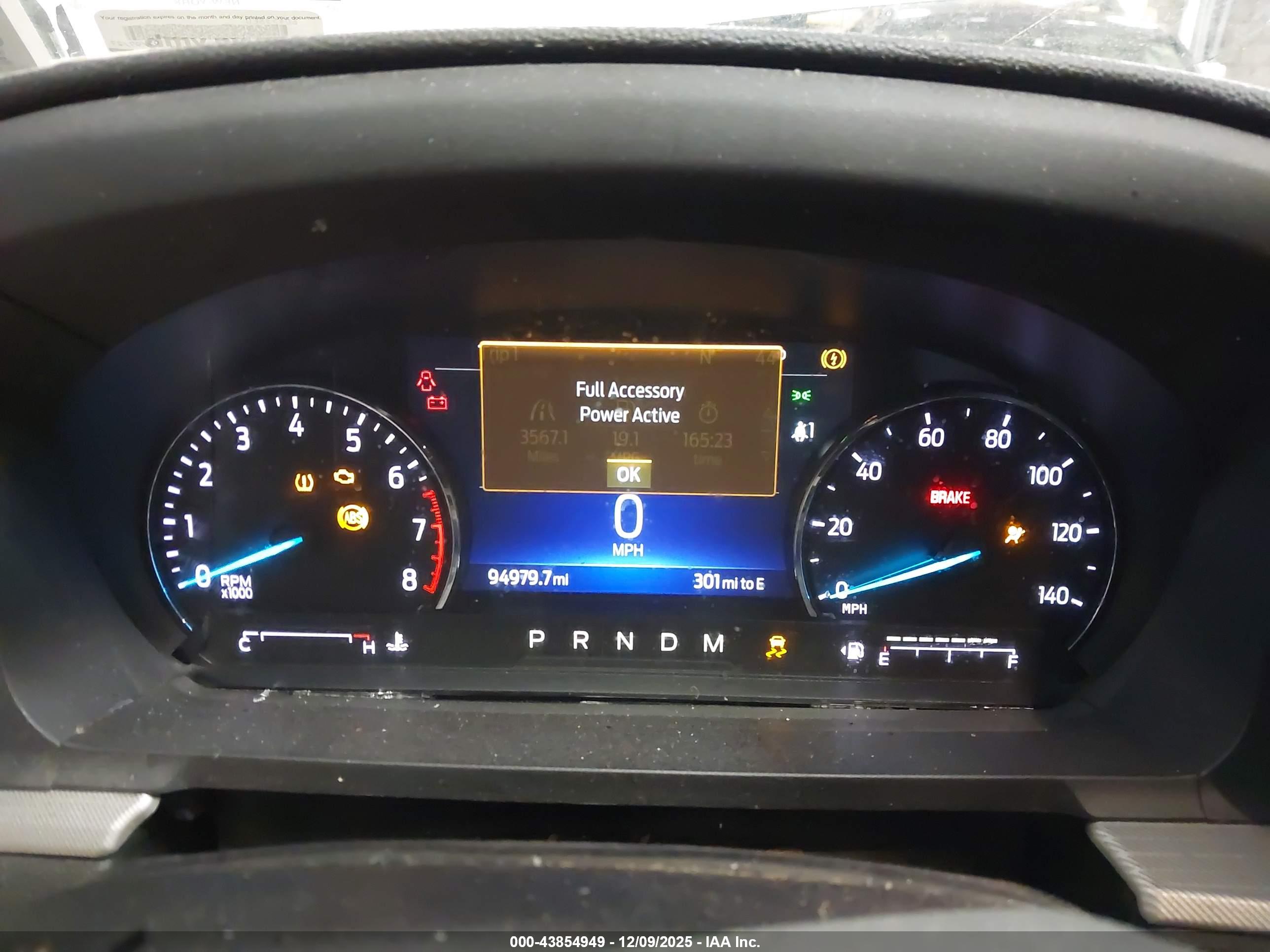 FORD EXPLORER image 7