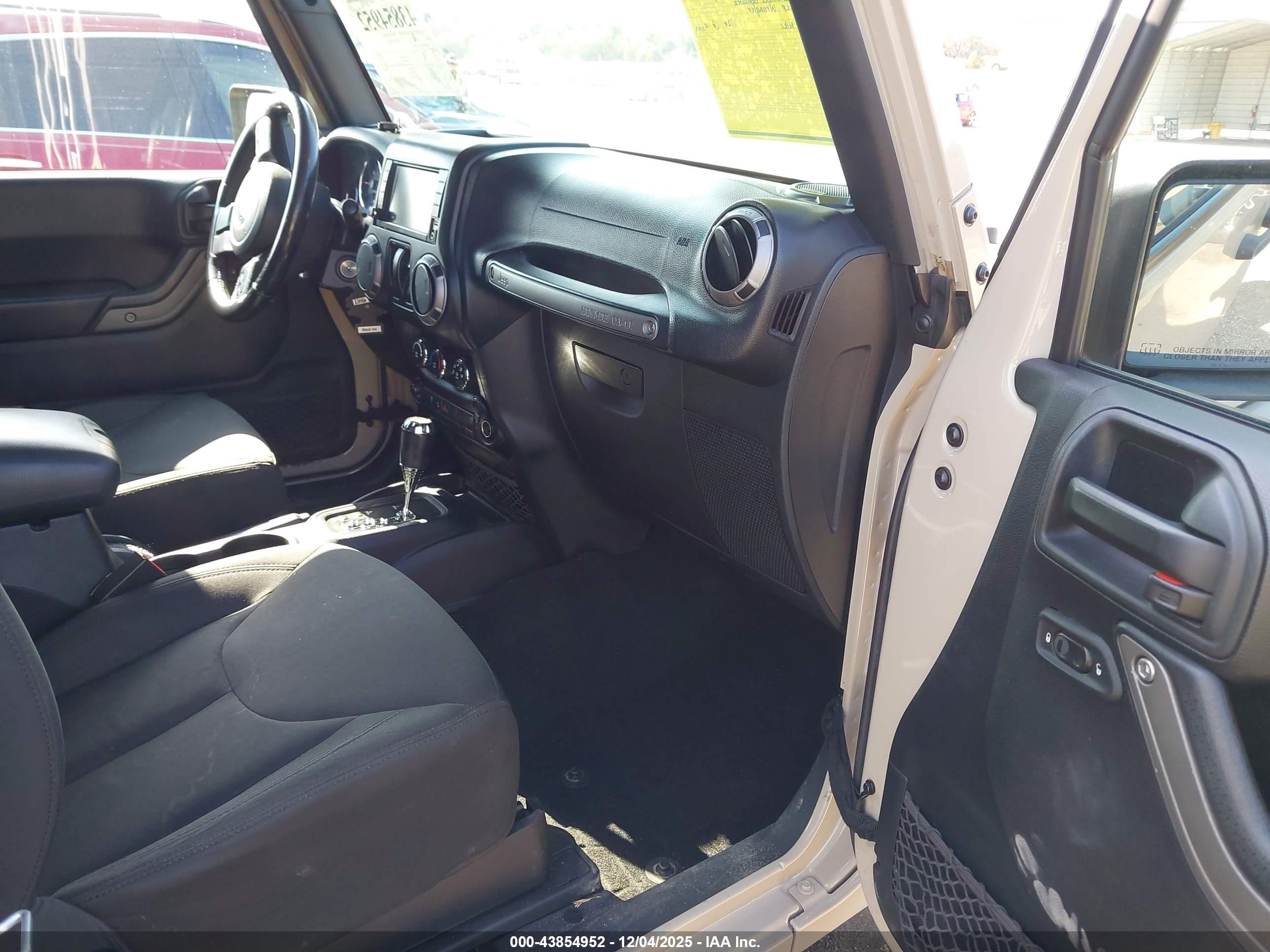 JEEP WRANGLER image 5