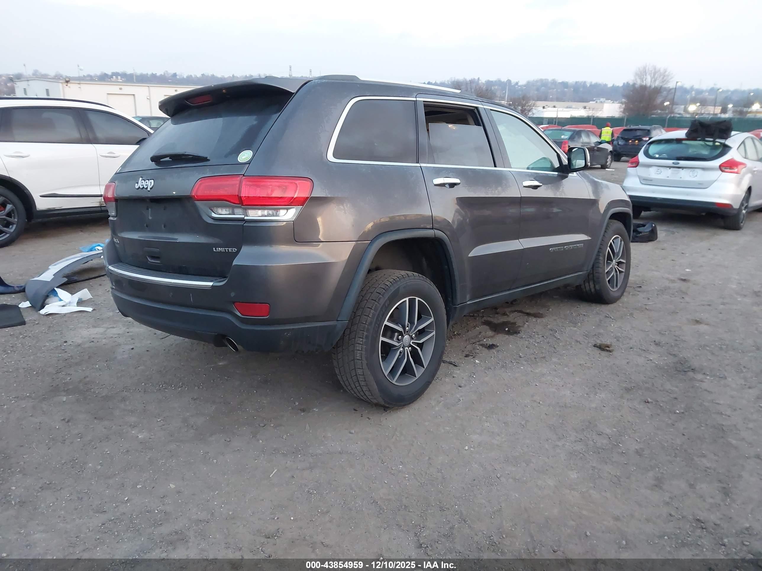 JEEP GRAND image 4
