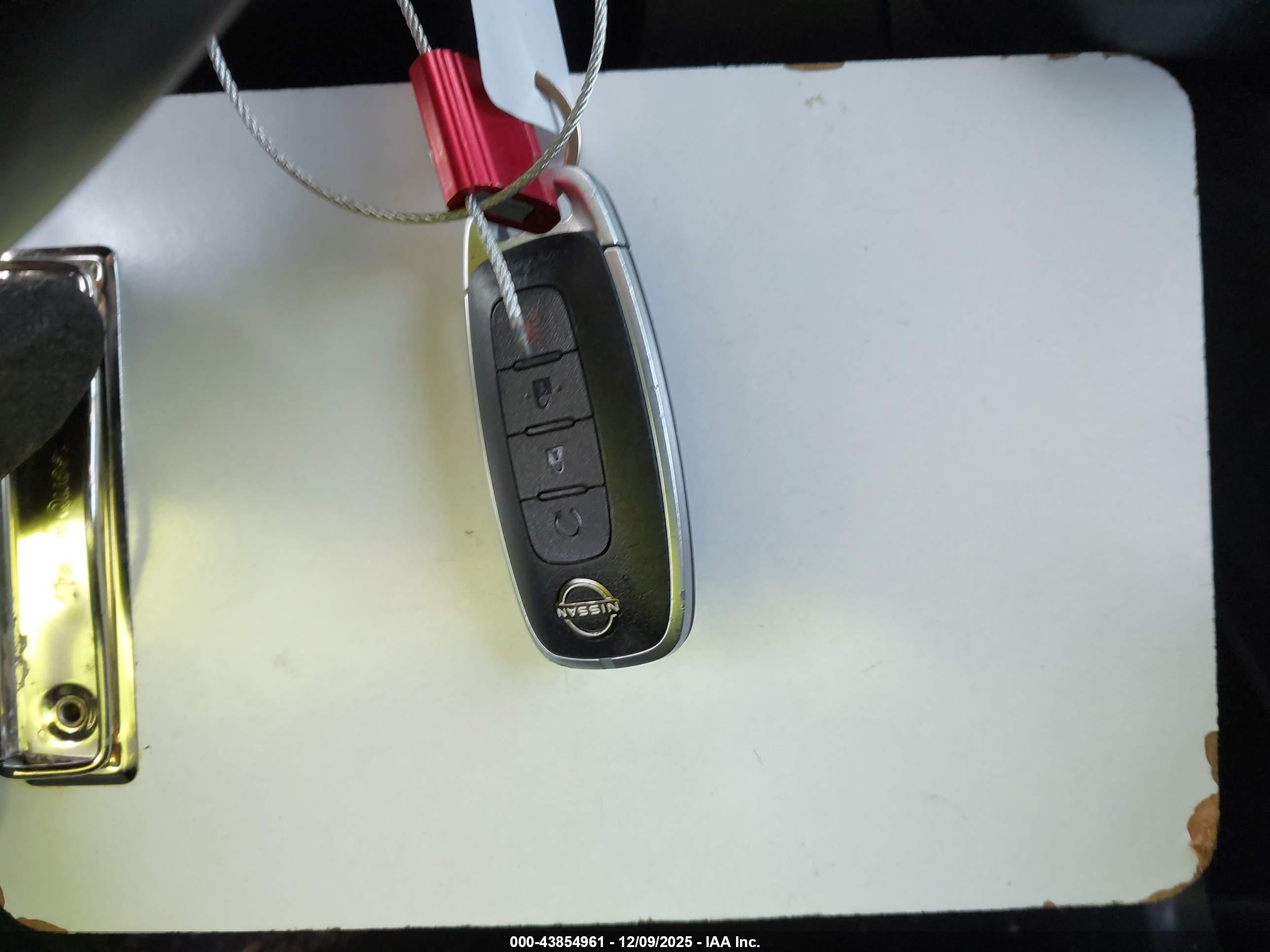 NISSAN PATHFINDER image 11