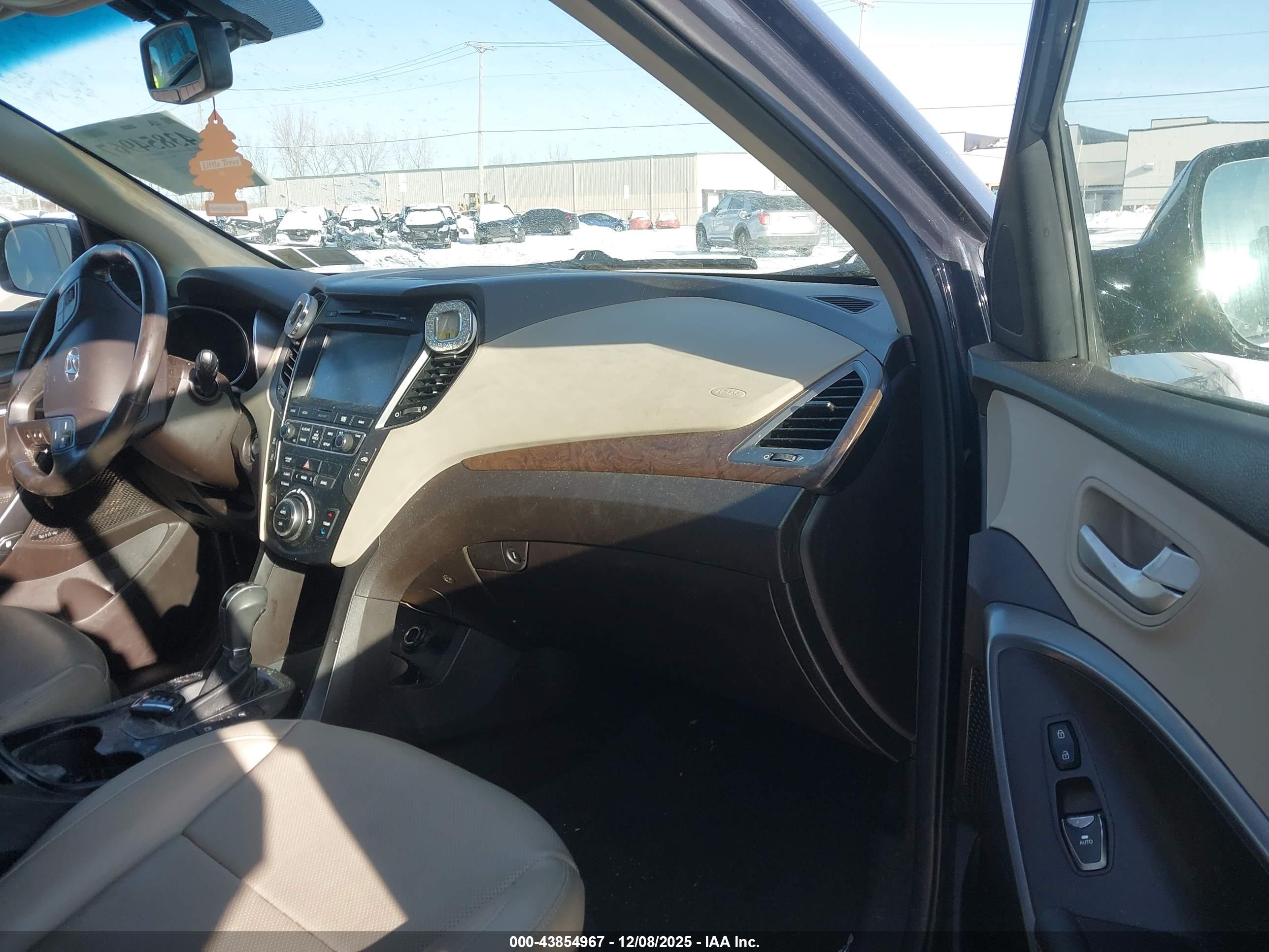 HYUNDAI SANTA image 5