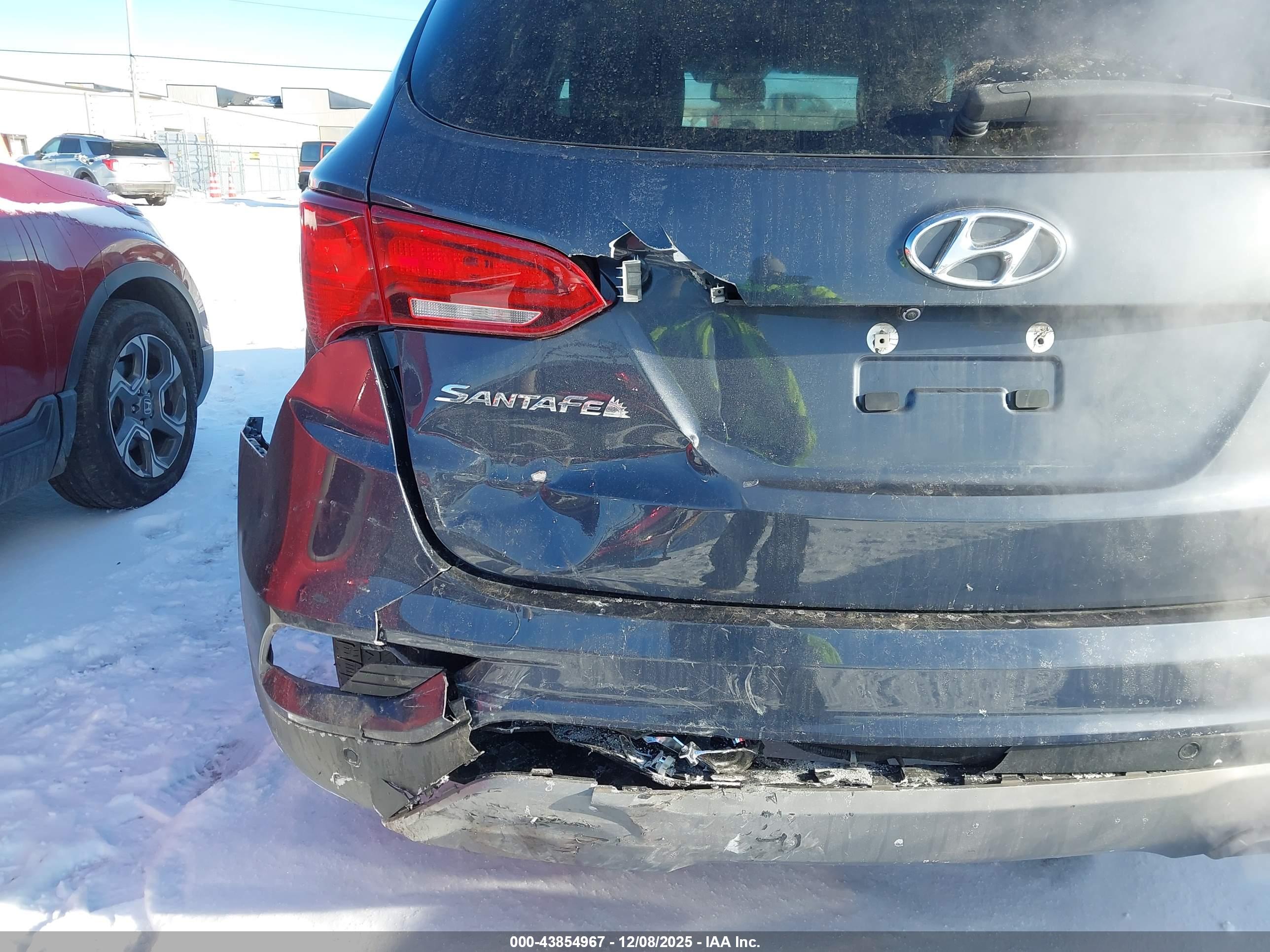 HYUNDAI SANTA image 6