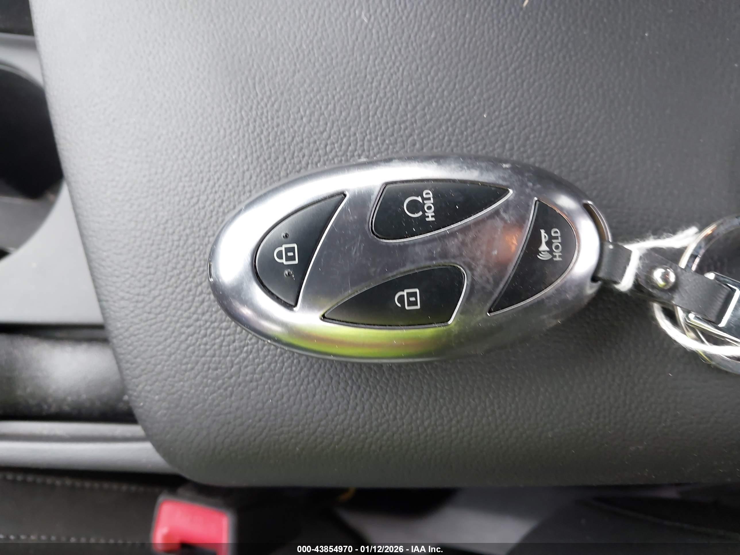 HYUNDAI ELANTRA image 11