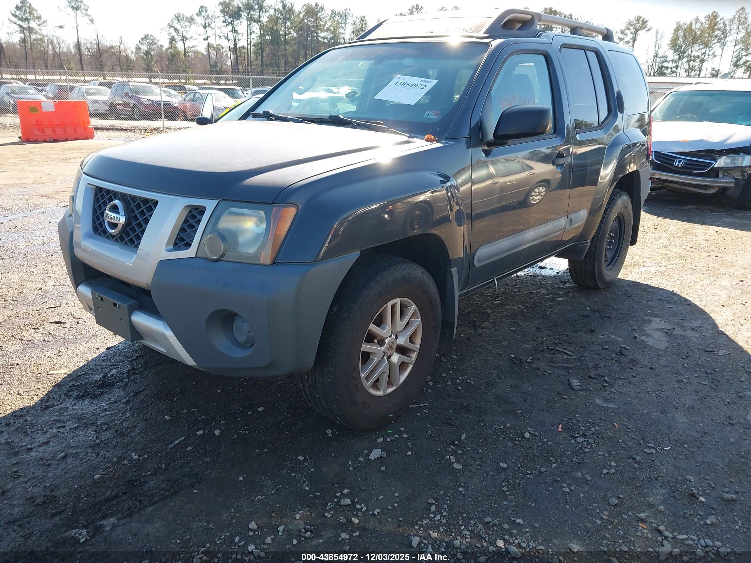 NISSAN XTERRA image 2