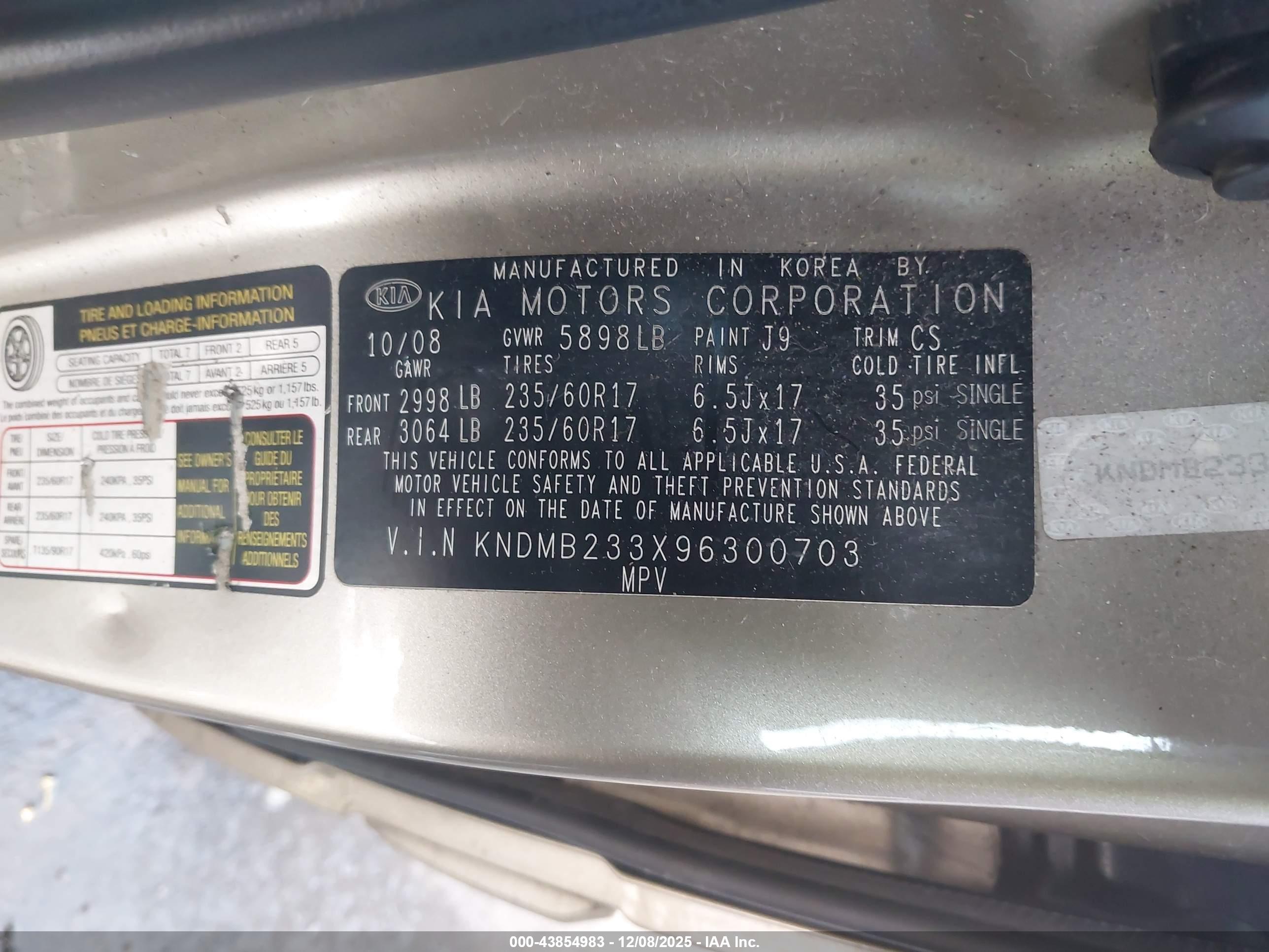 KIA SEDONA image 9