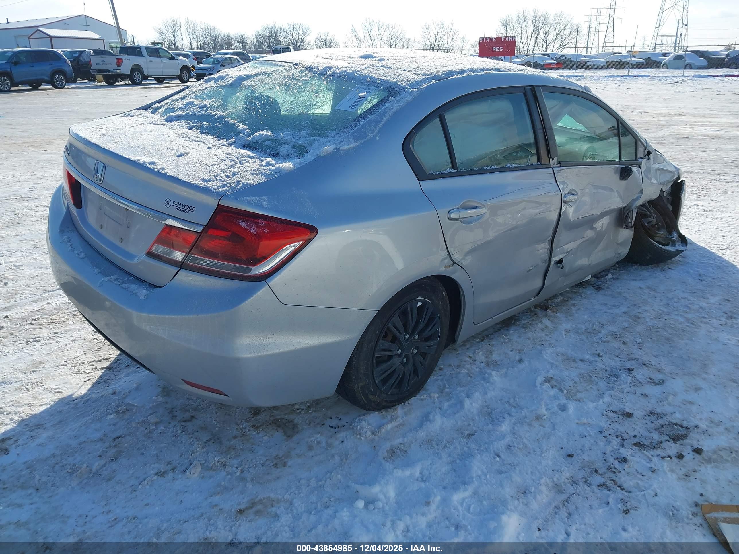 HONDA CIVIC image 4