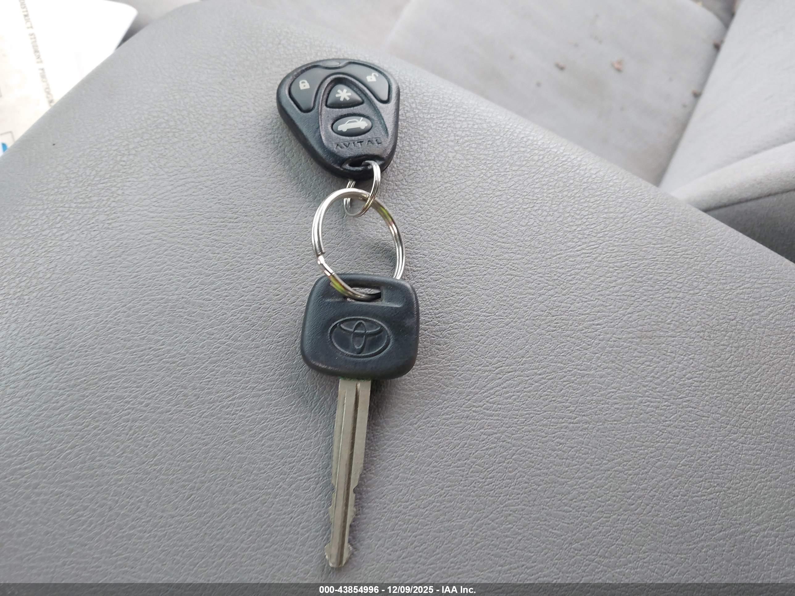 TOYOTA HIGHLANDER image 11