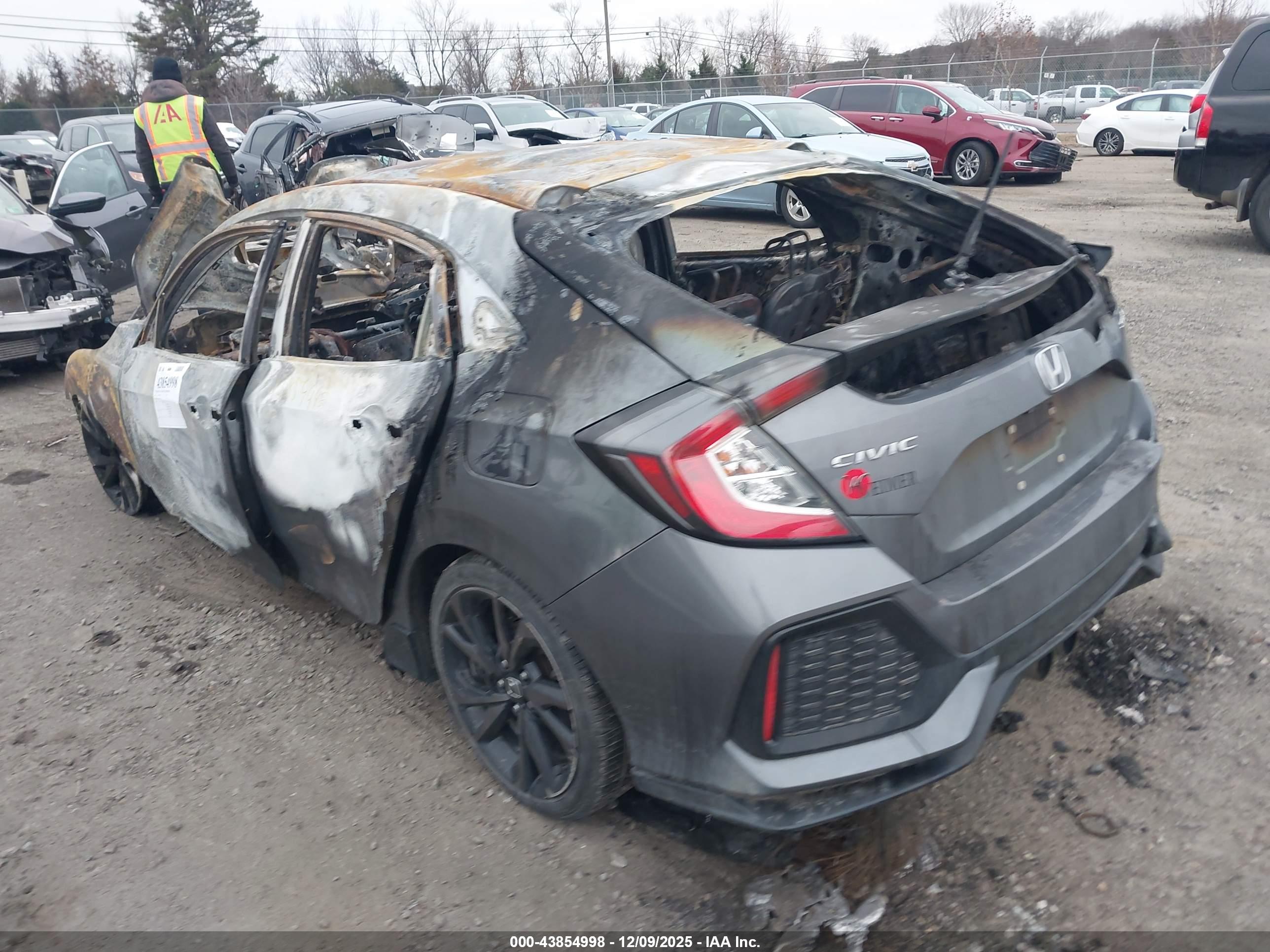 HONDA CIVIC image 3