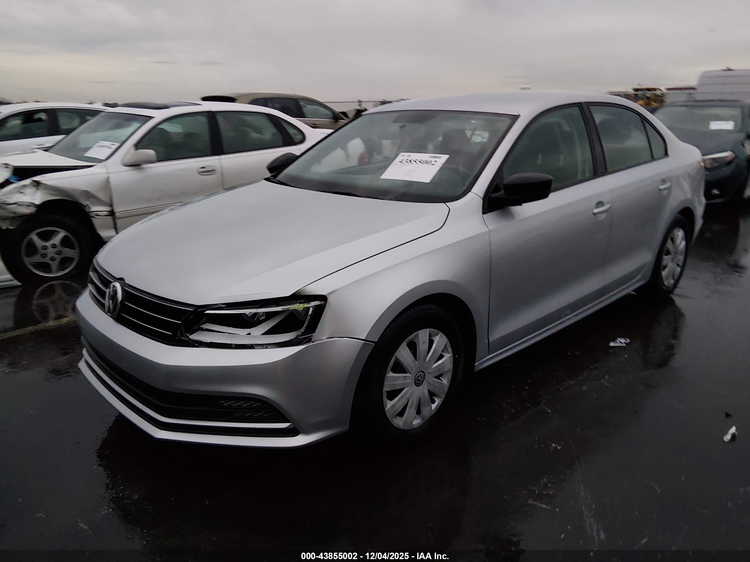 VOLKSWAGEN JETTA image 2