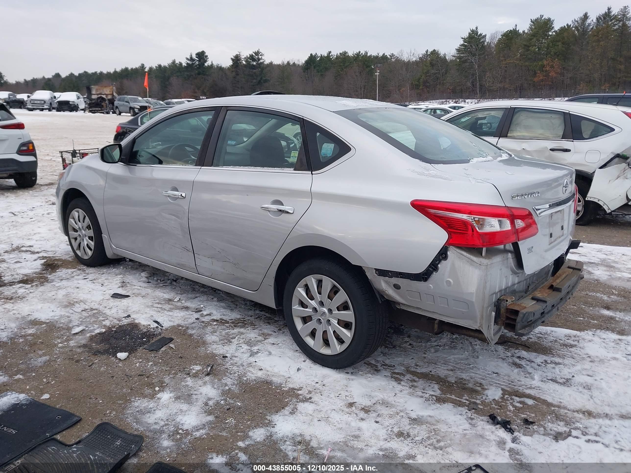 NISSAN SENTRA image 3