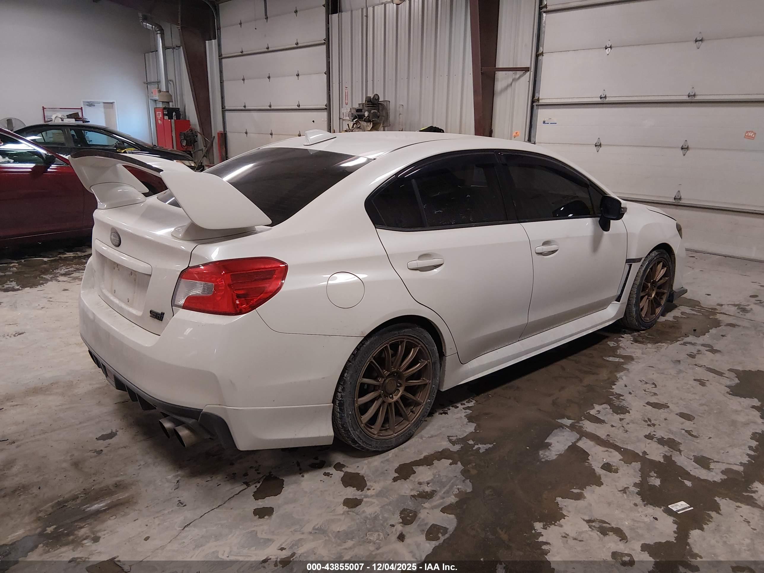 SUBARU WRX image 4