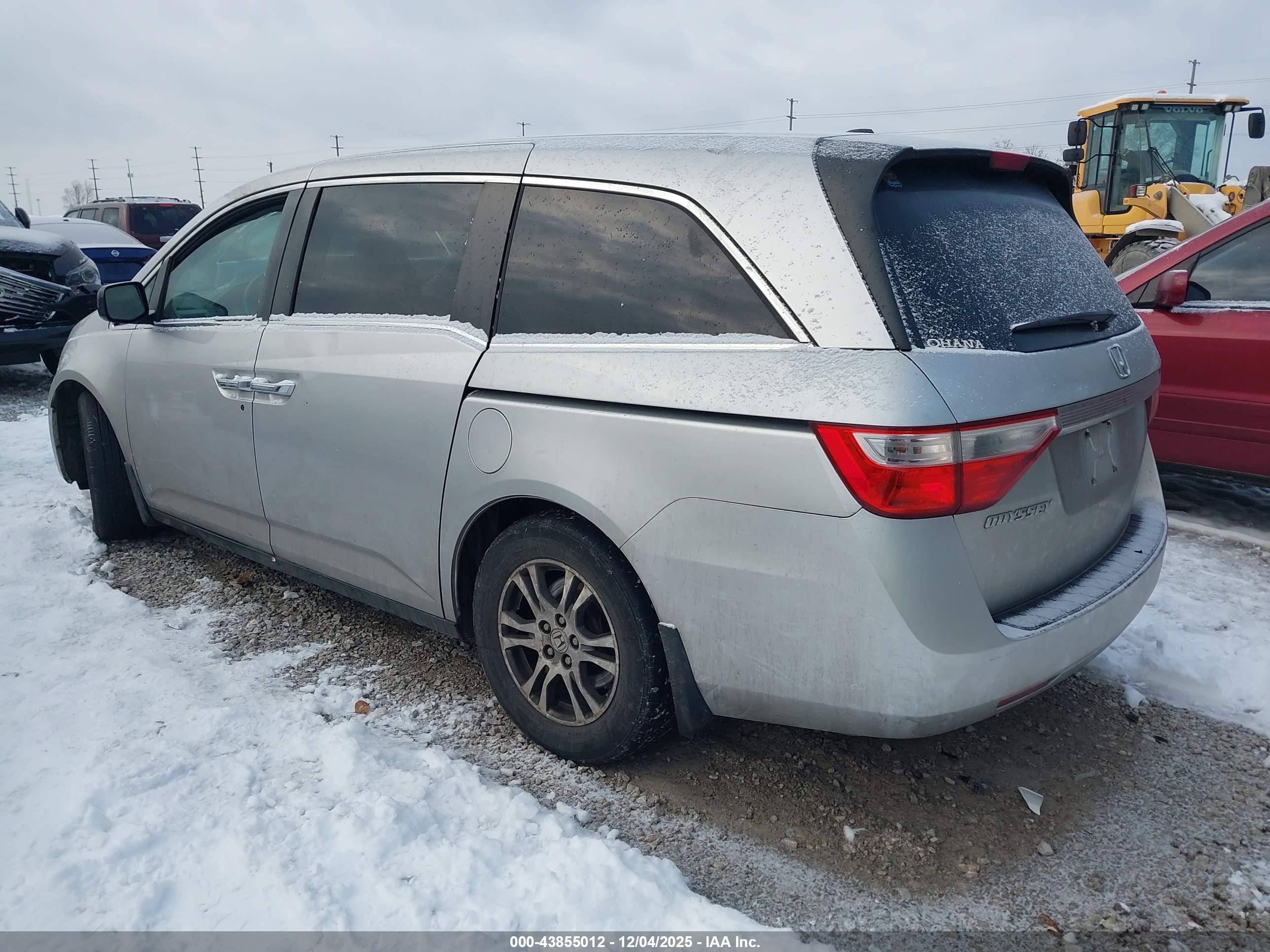 HONDA ODYSSEY image 3