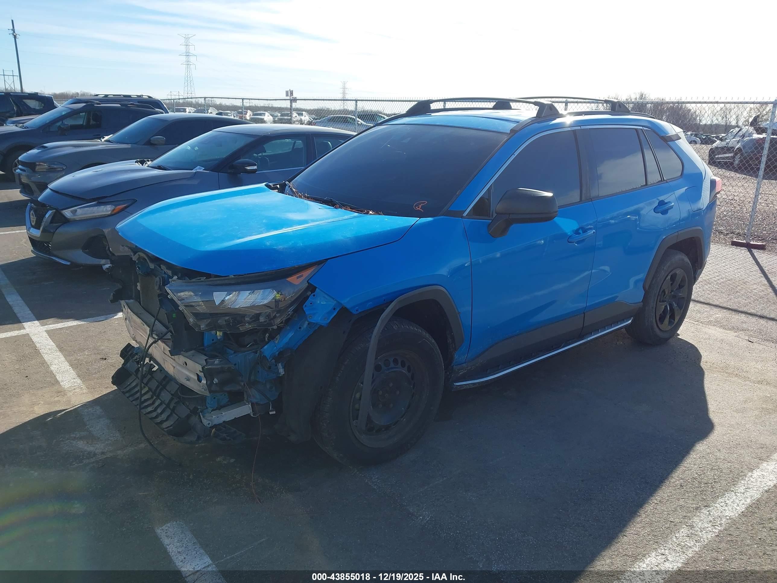 TOYOTA RAV4 image 2